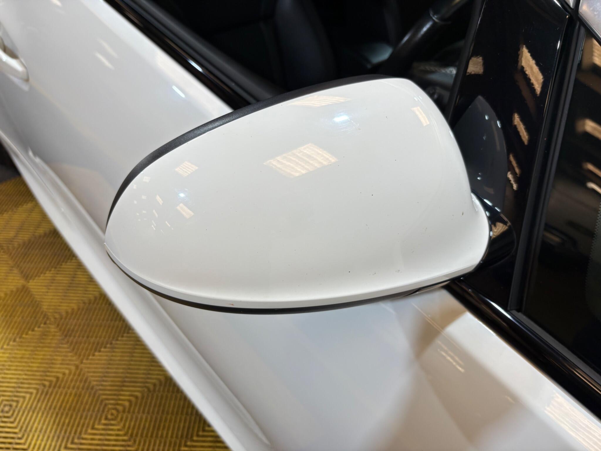 Vauxhall Astra GTC view 43