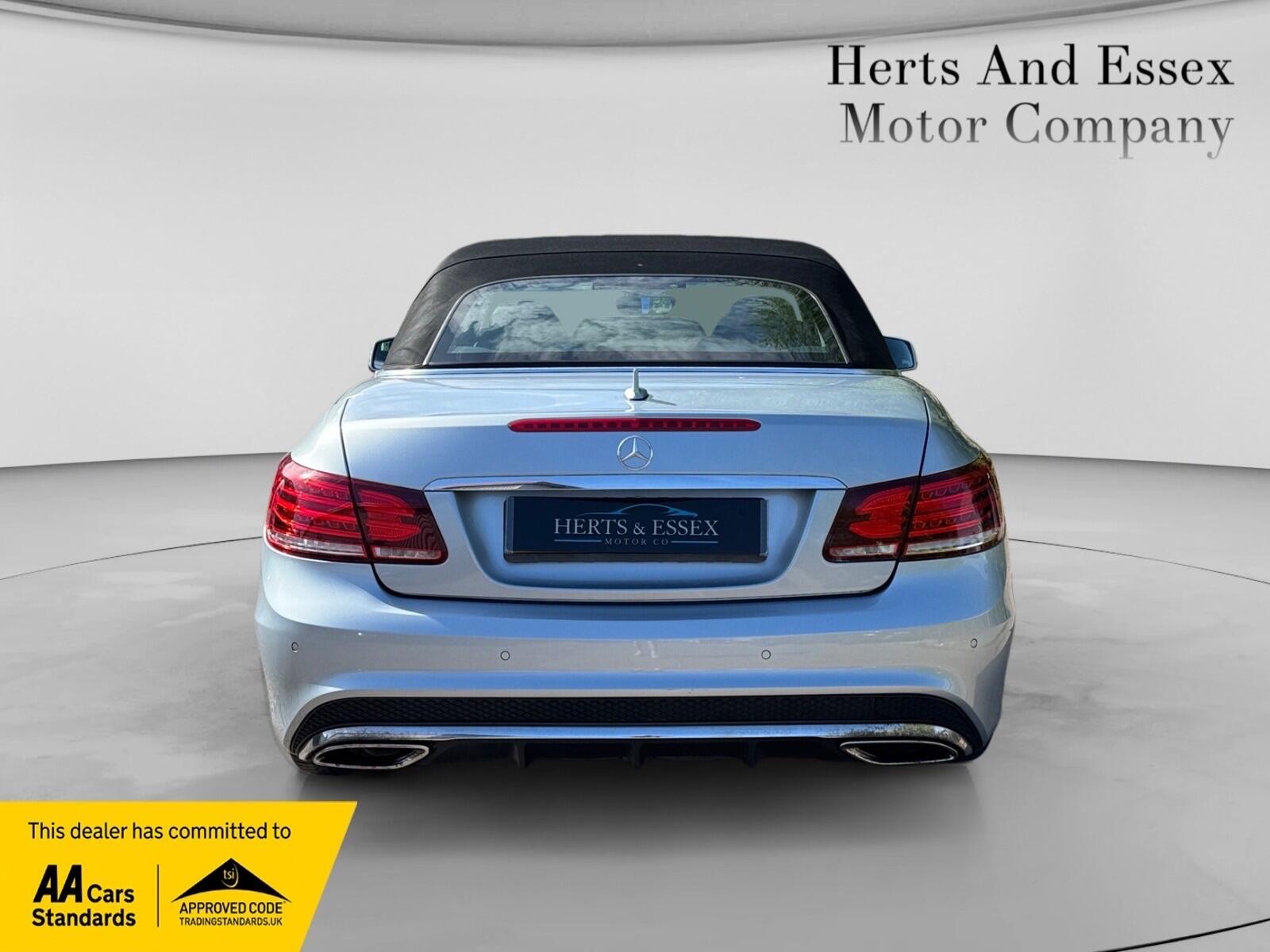 Mercedes-Benz E-Class view 7