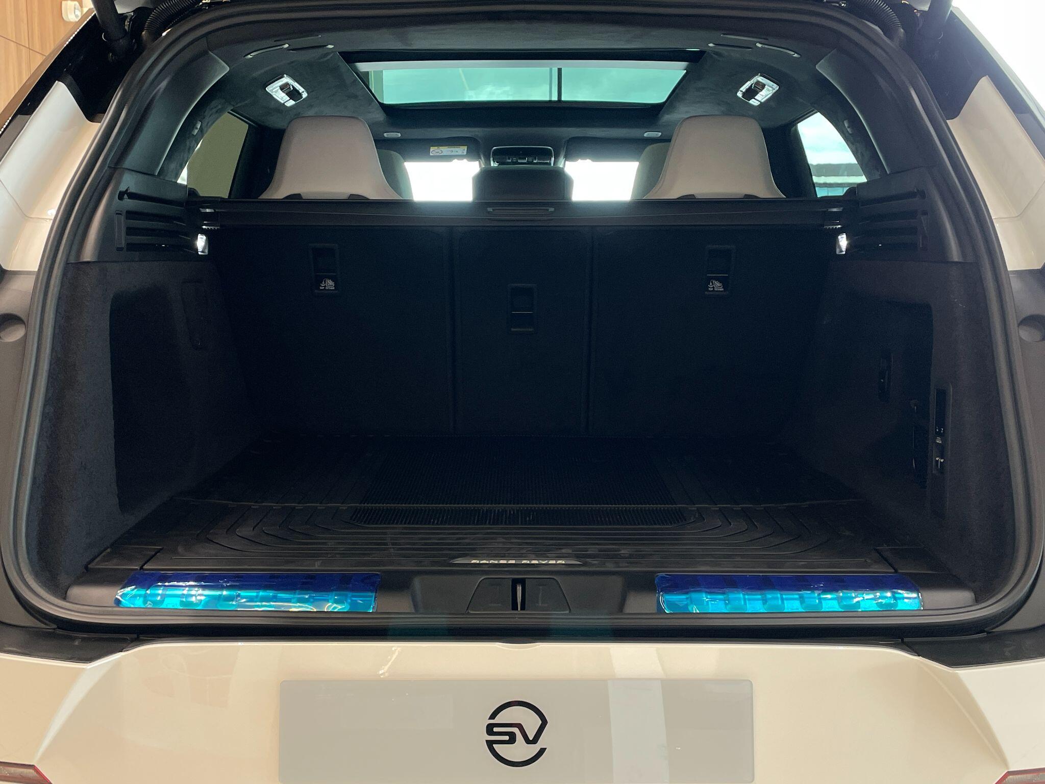 Land Rover Range Rover Sport view 31