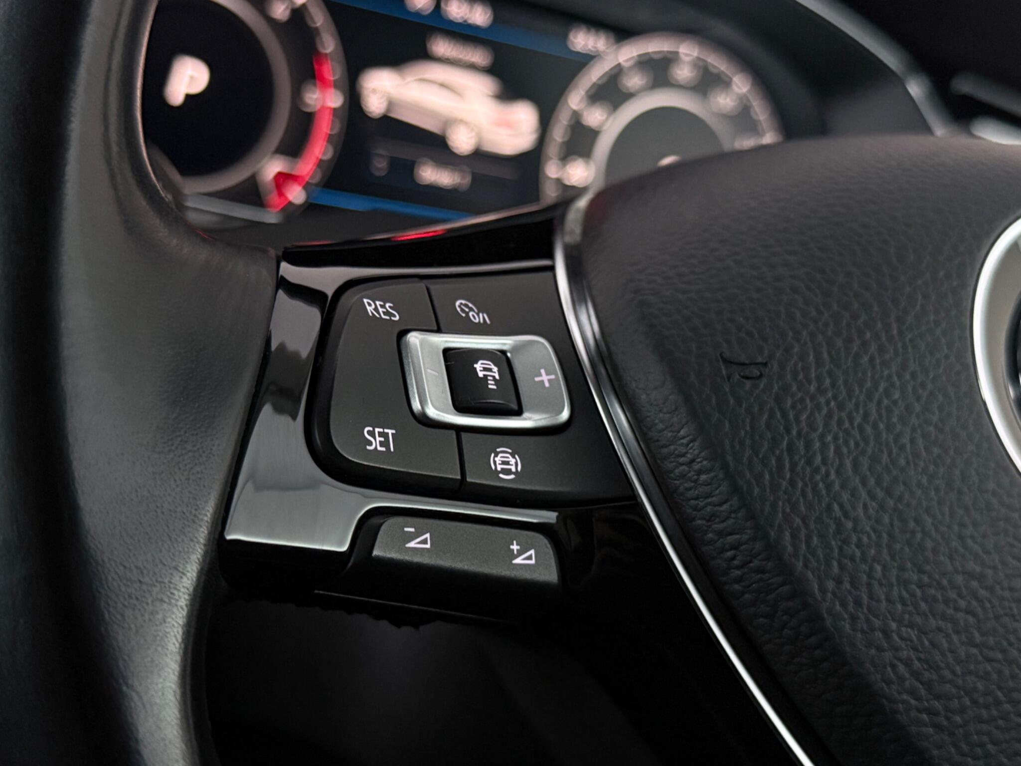 Volkswagen Arteon view 13