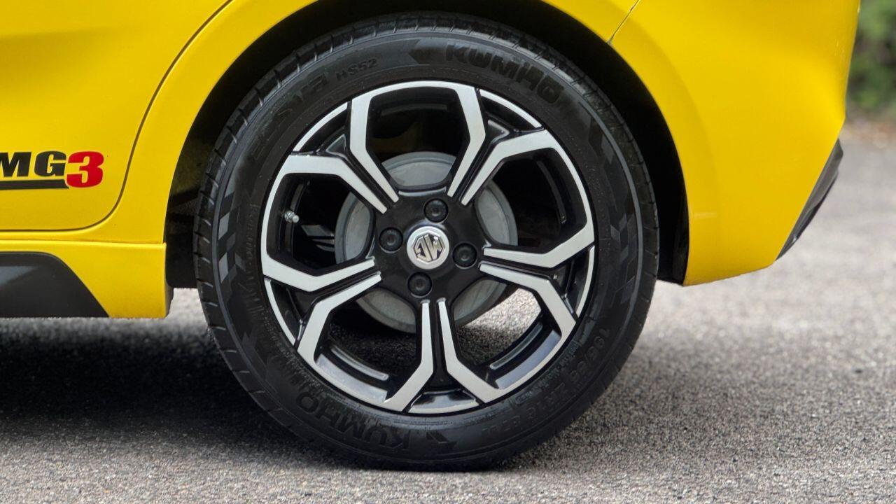 MG MG3 view 36