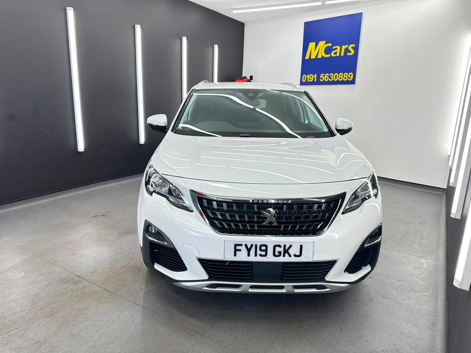 Peugeot 3008 view 8