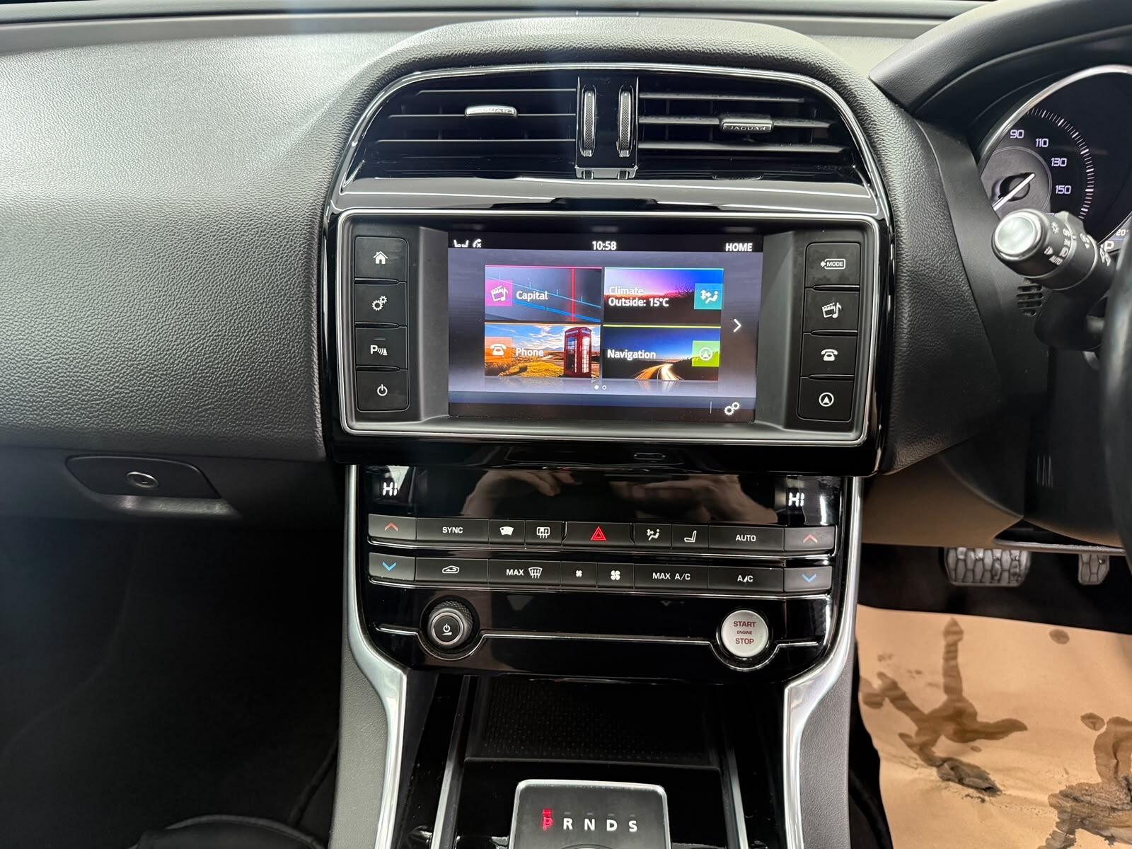 Jaguar Xe view 35