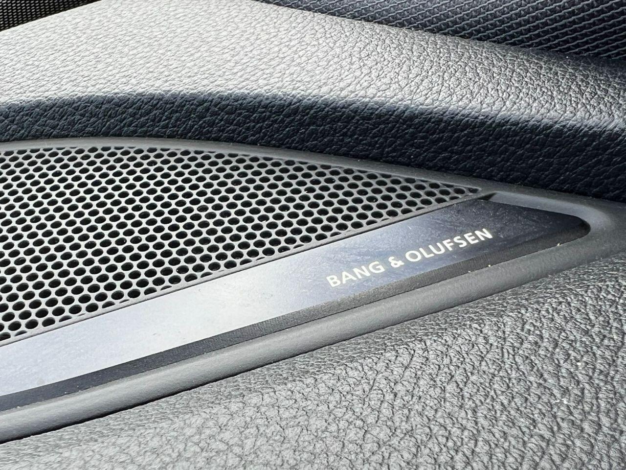 Audi A4 view 25