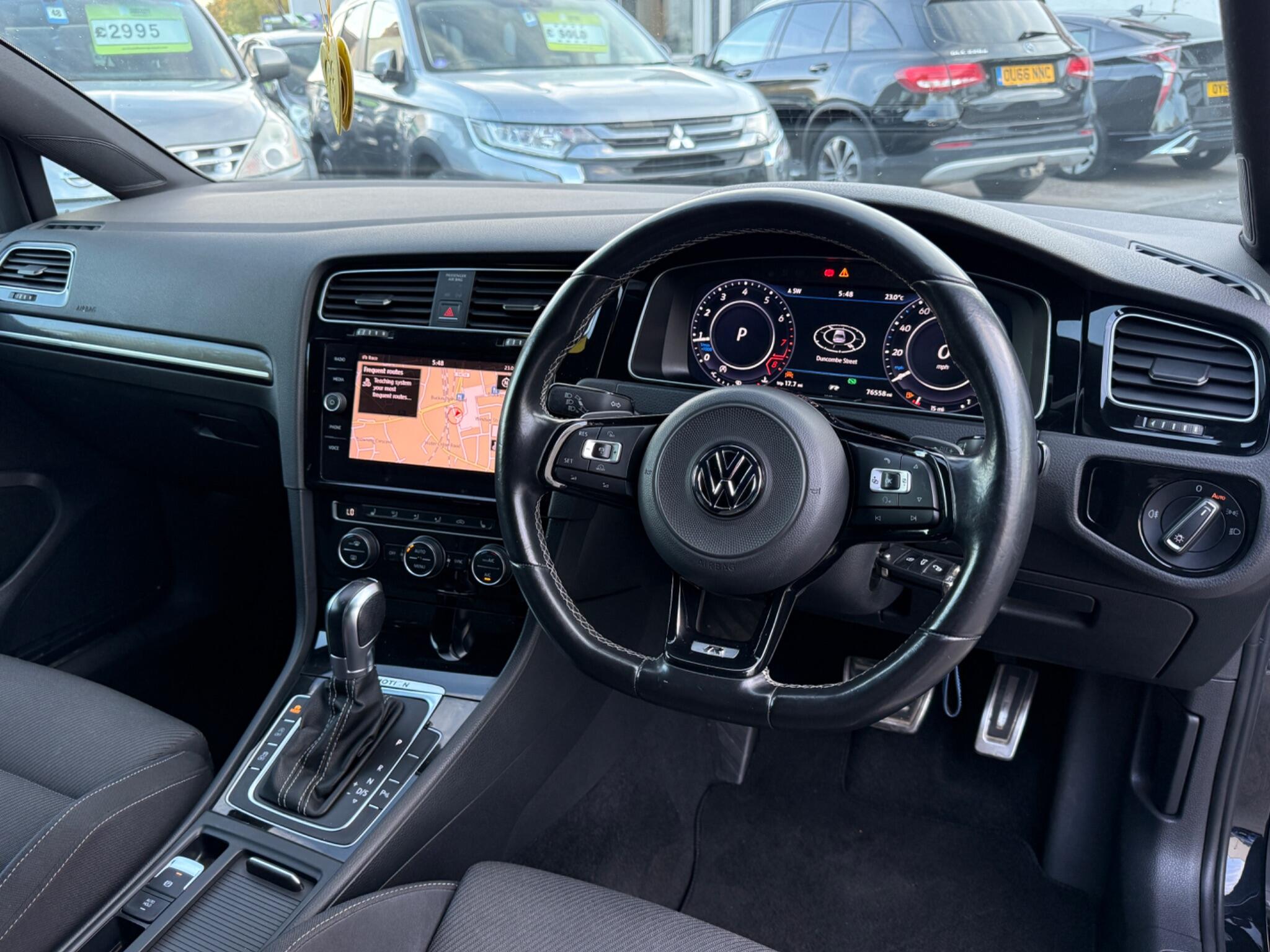 Volkswagen Golf - Image 3