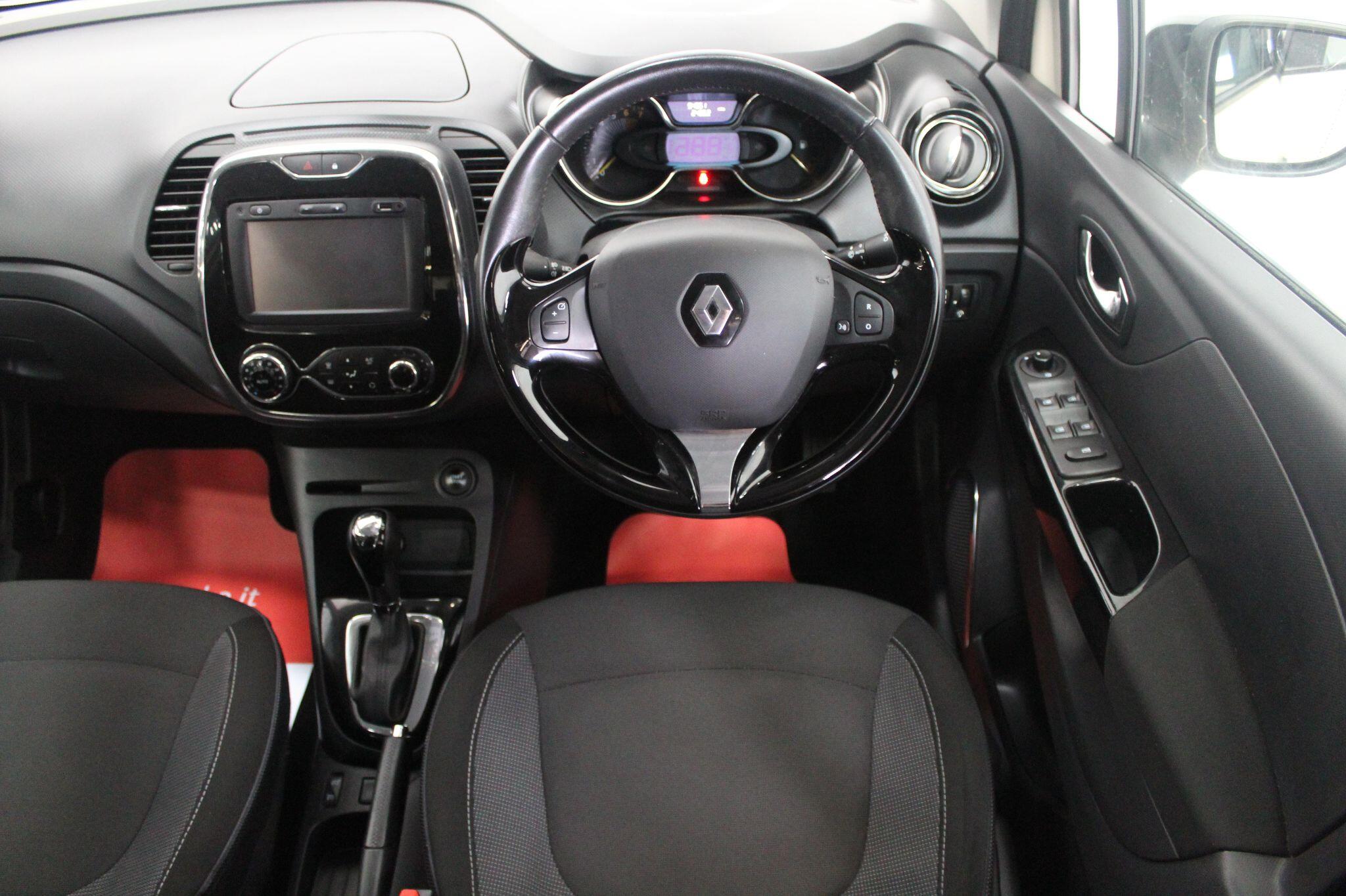 Renault Captur view 42