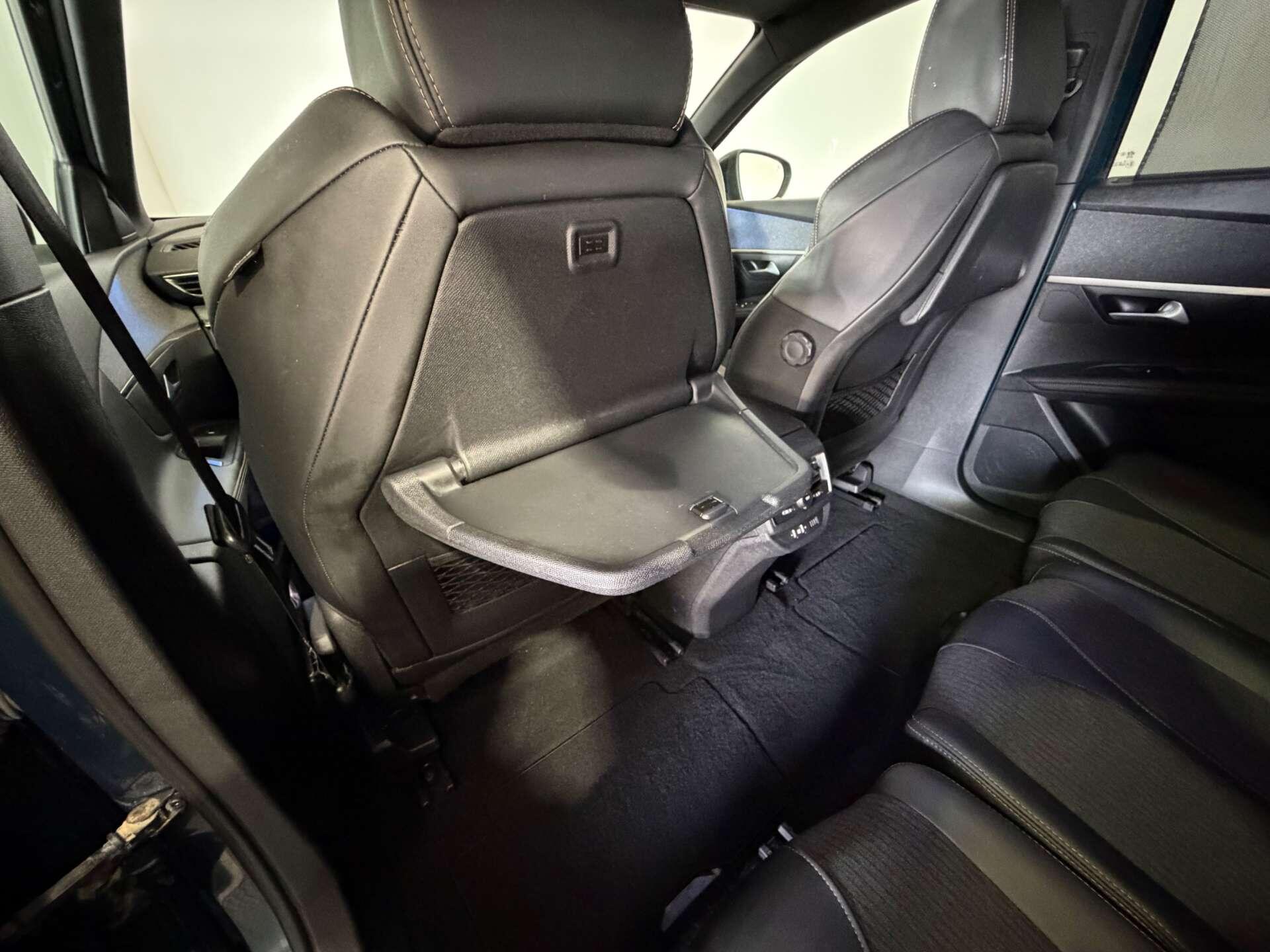 Peugeot 5008 view 64