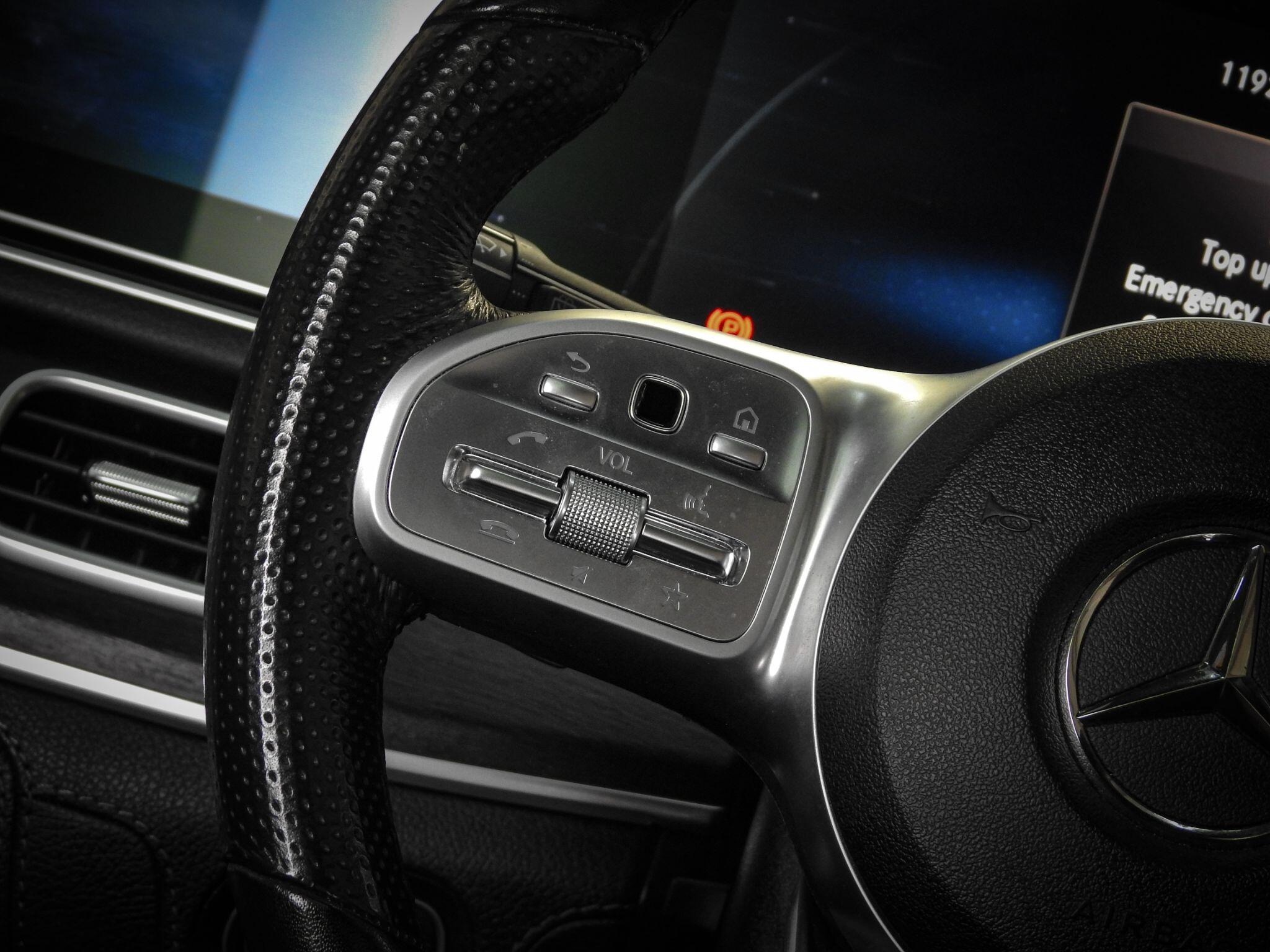 Mercedes-Benz Gle view 27
