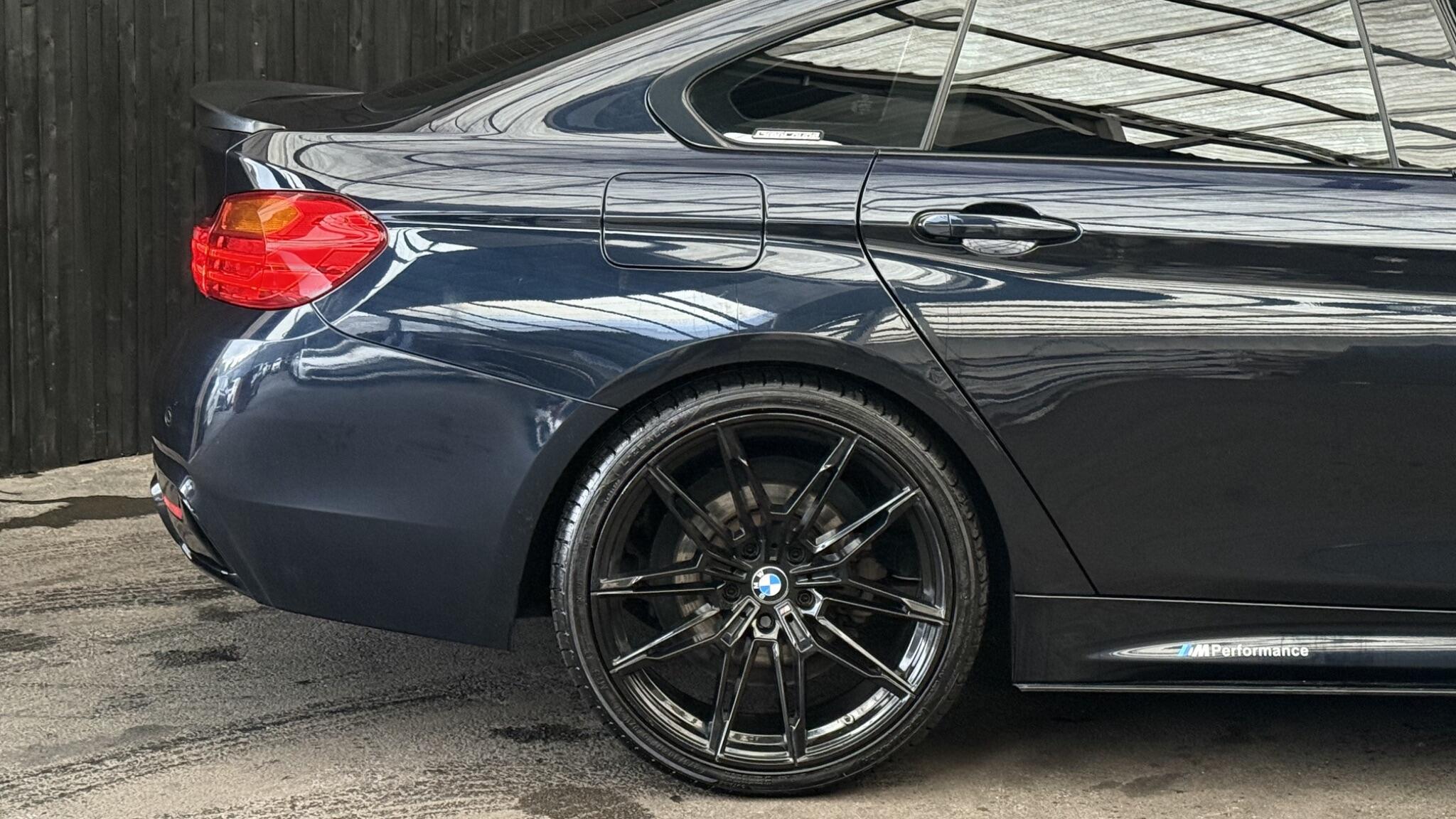 BMW 4 Series view 13