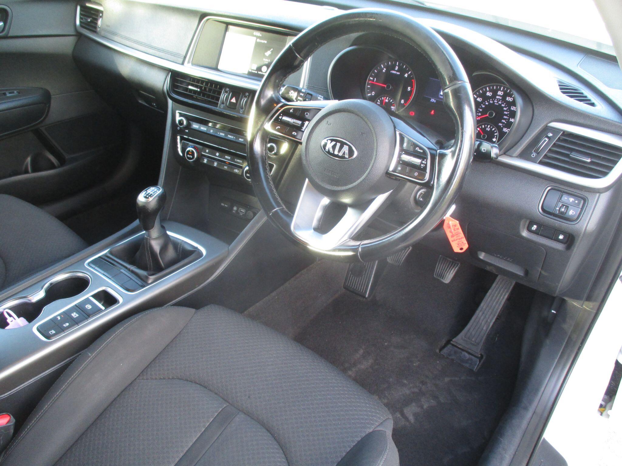 Kia Optima view 26