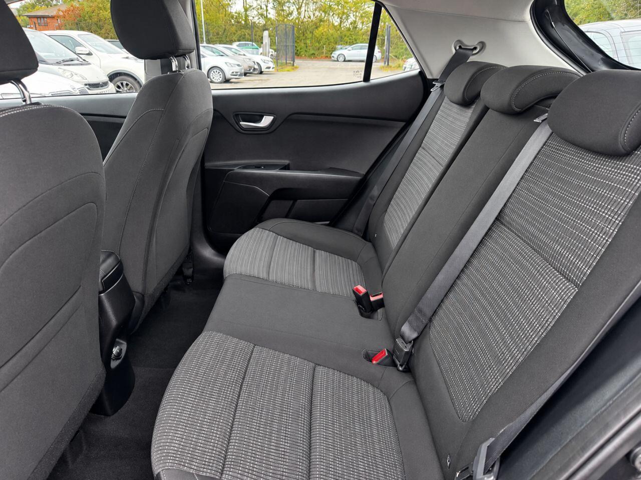 Kia Stonic view 26