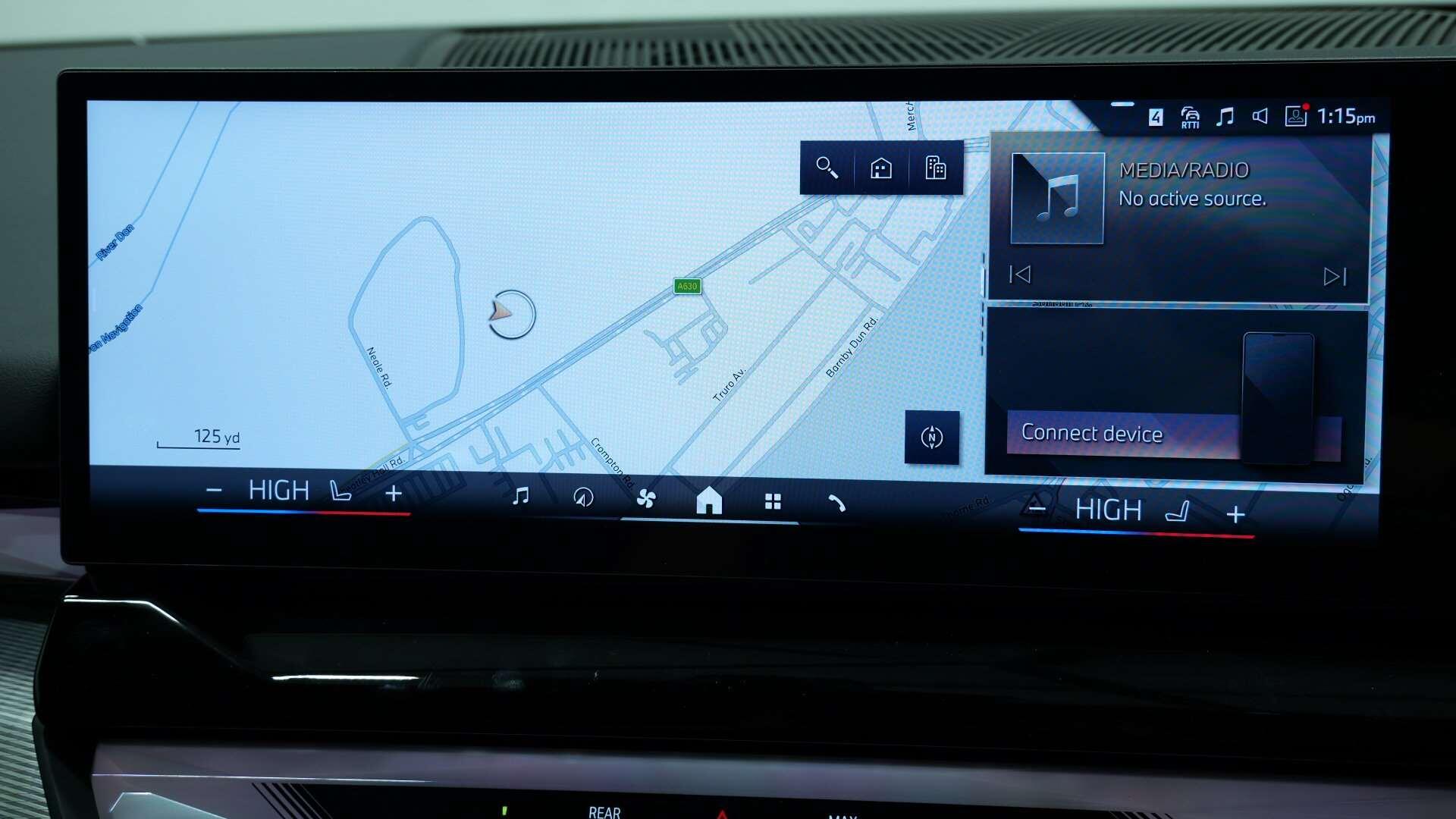 BMW 5 Series view 21