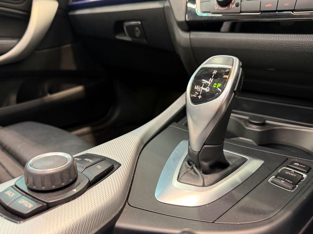 BMW 2 Series view 22