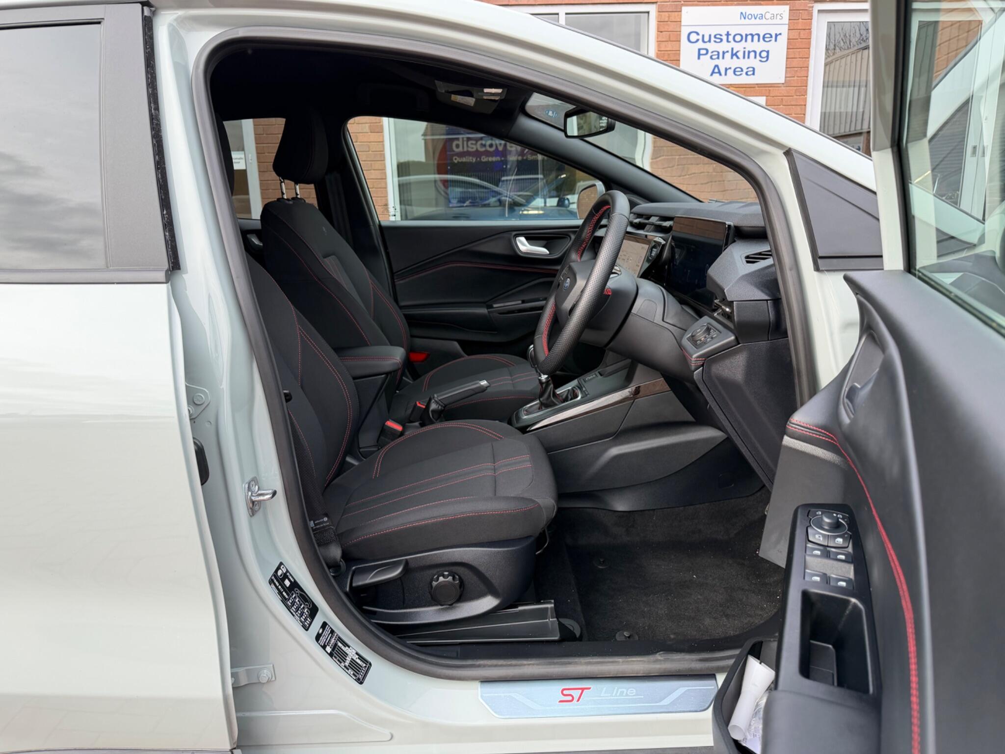 Ford Puma view 8
