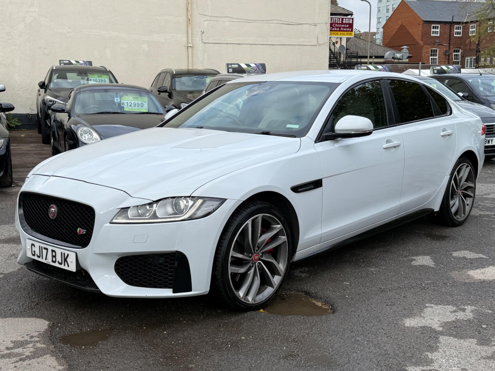 Jaguar XF - Image 6
