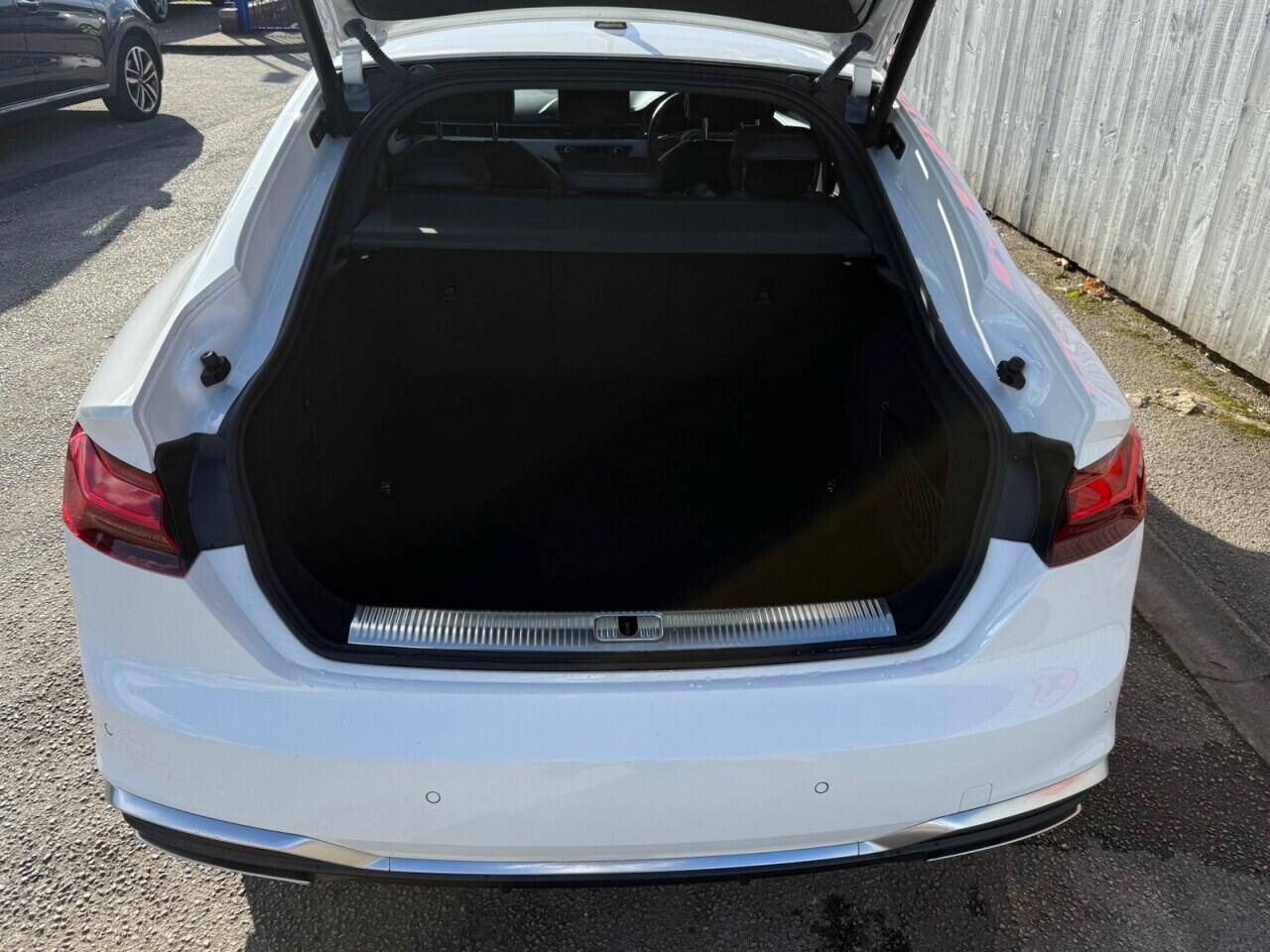Audi A5 view 43