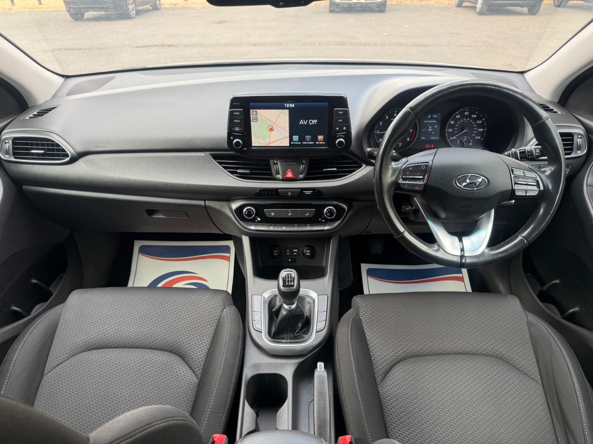 Hyundai i30 view 2