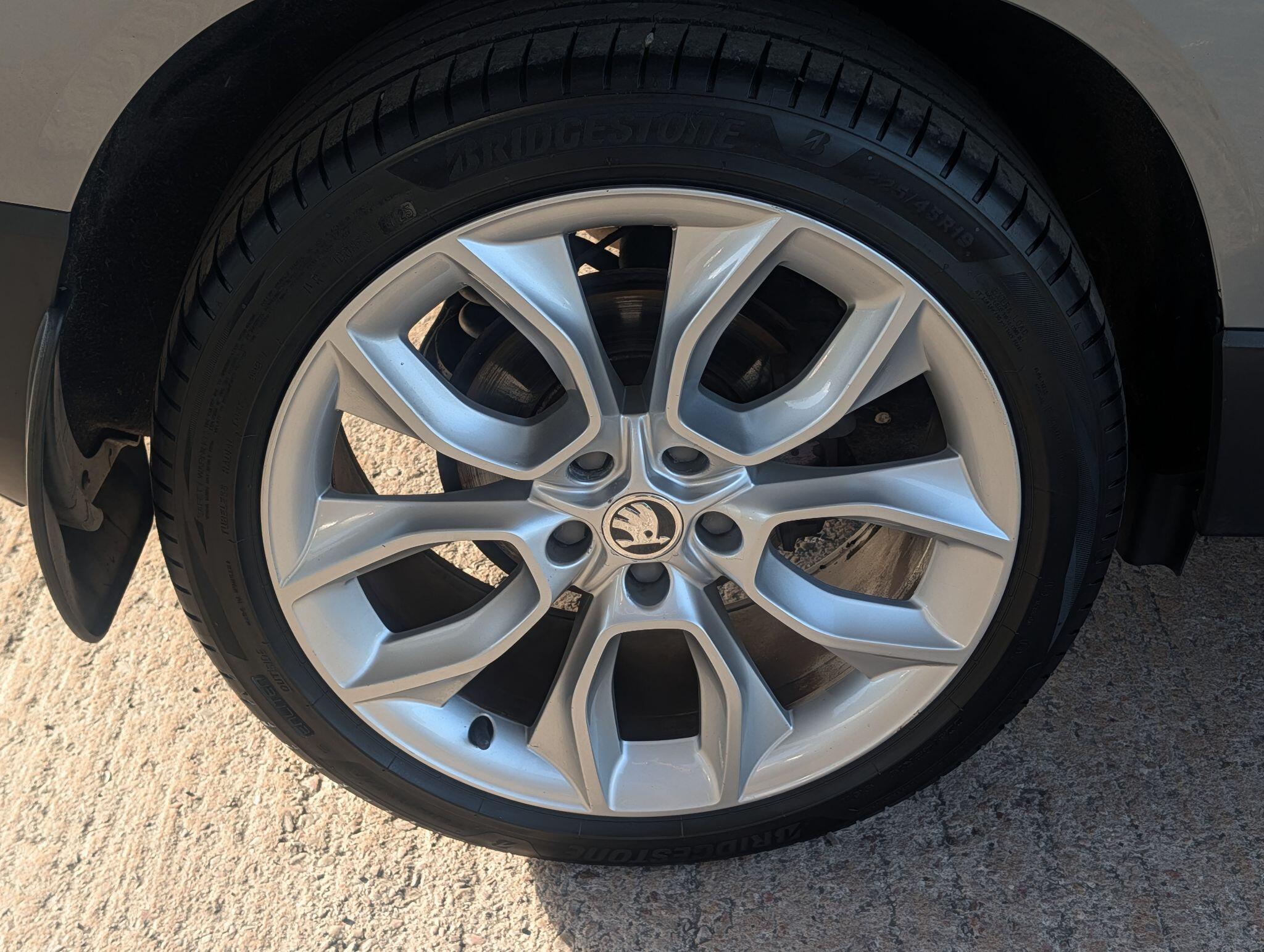 Skoda Karoq view 22