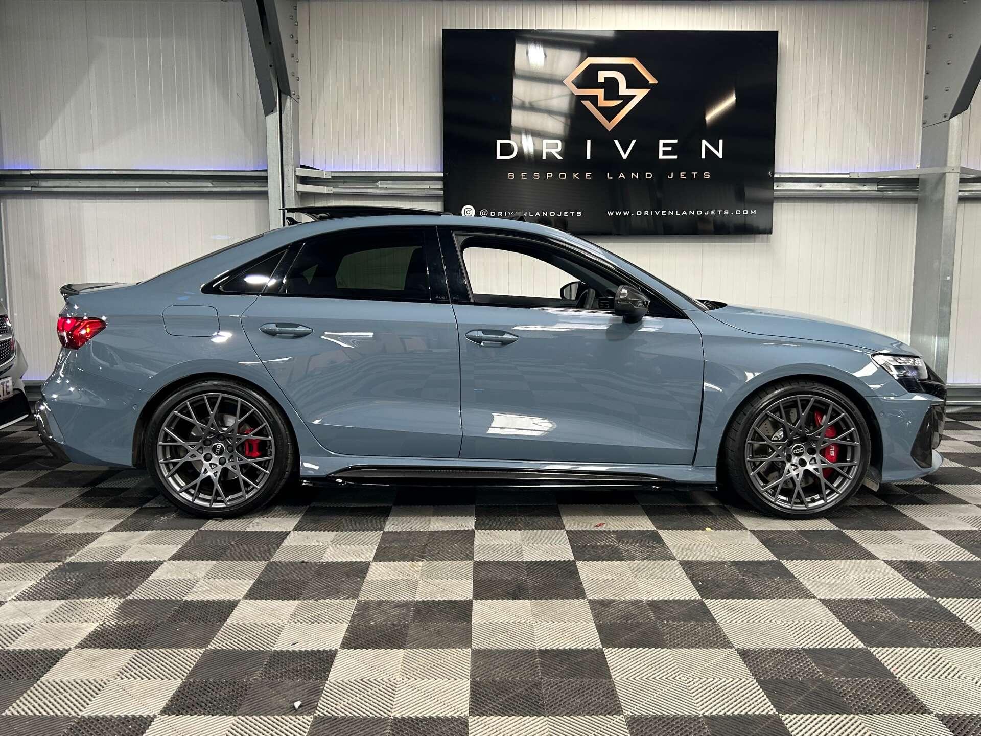 Audi RS3 view 11