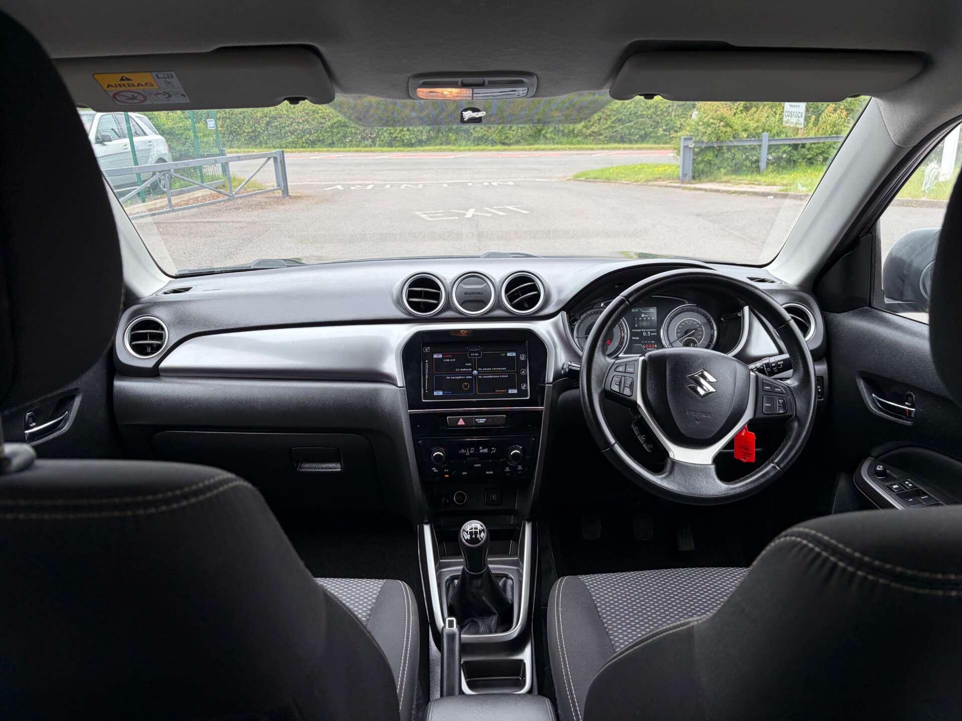 Suzuki Vitara view 32