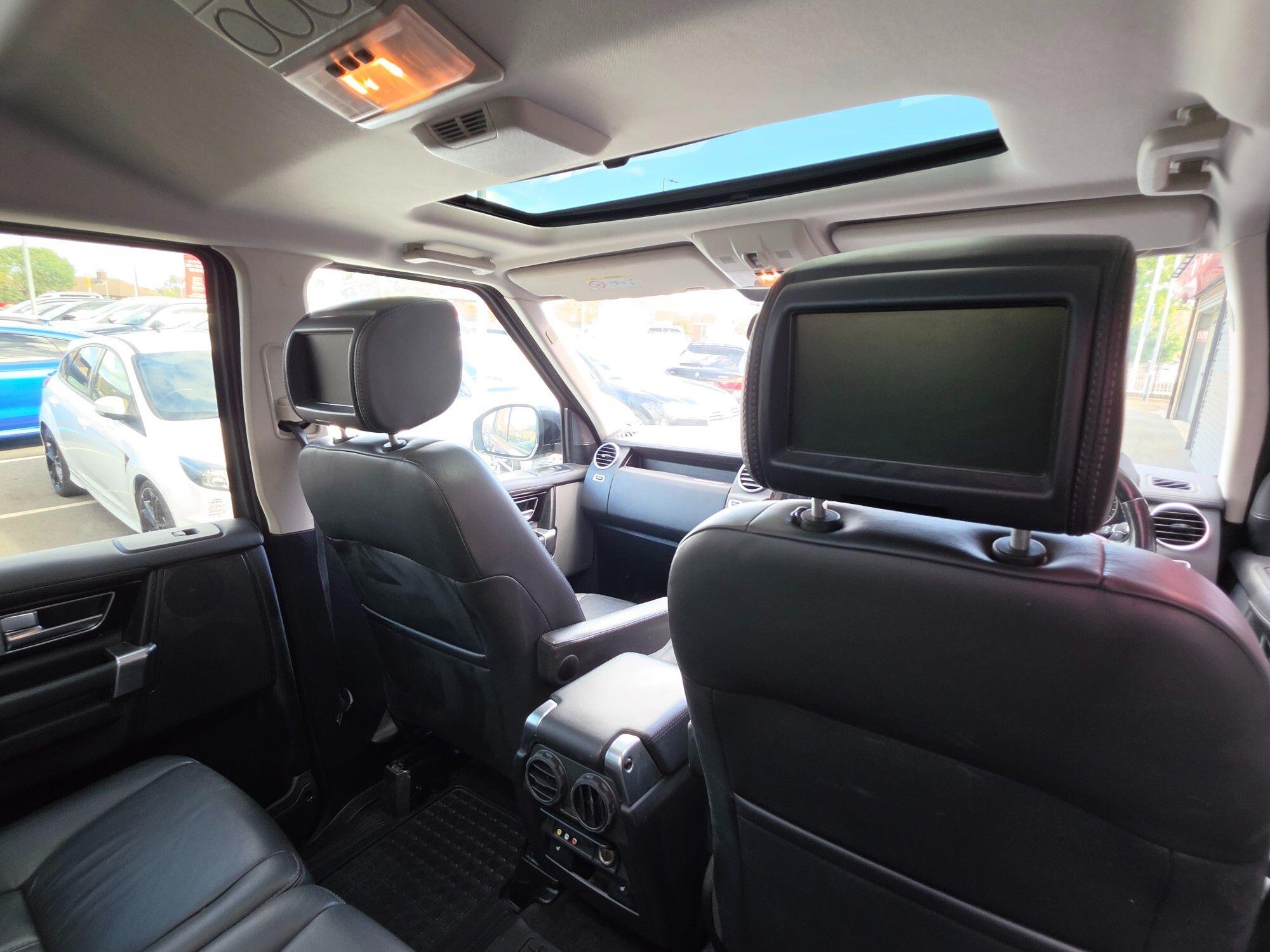 Land Rover Discovery view 56