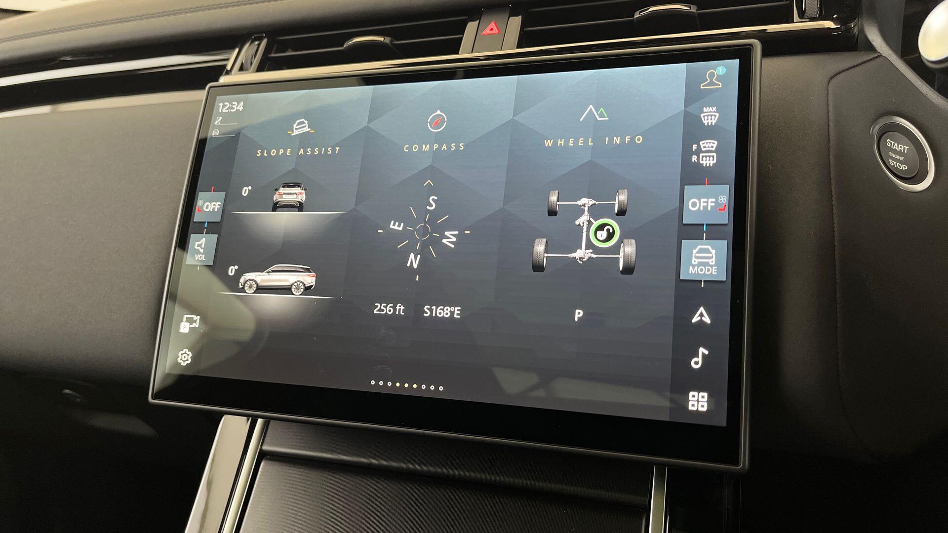 Land Rover Range Rover Velar view 37