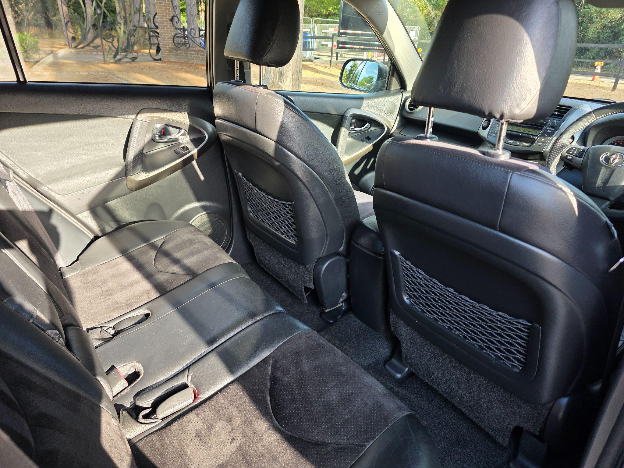 Toyota RAV4 view 34