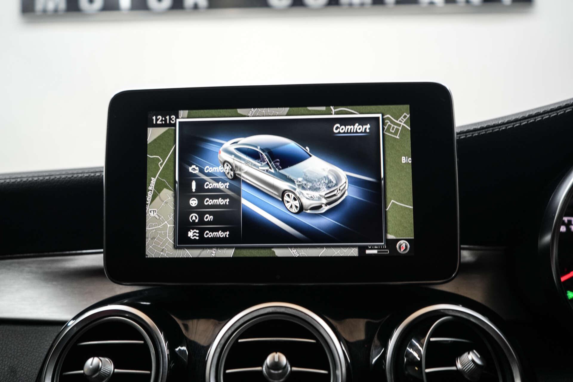 Mercedes-Benz C-Class view 28