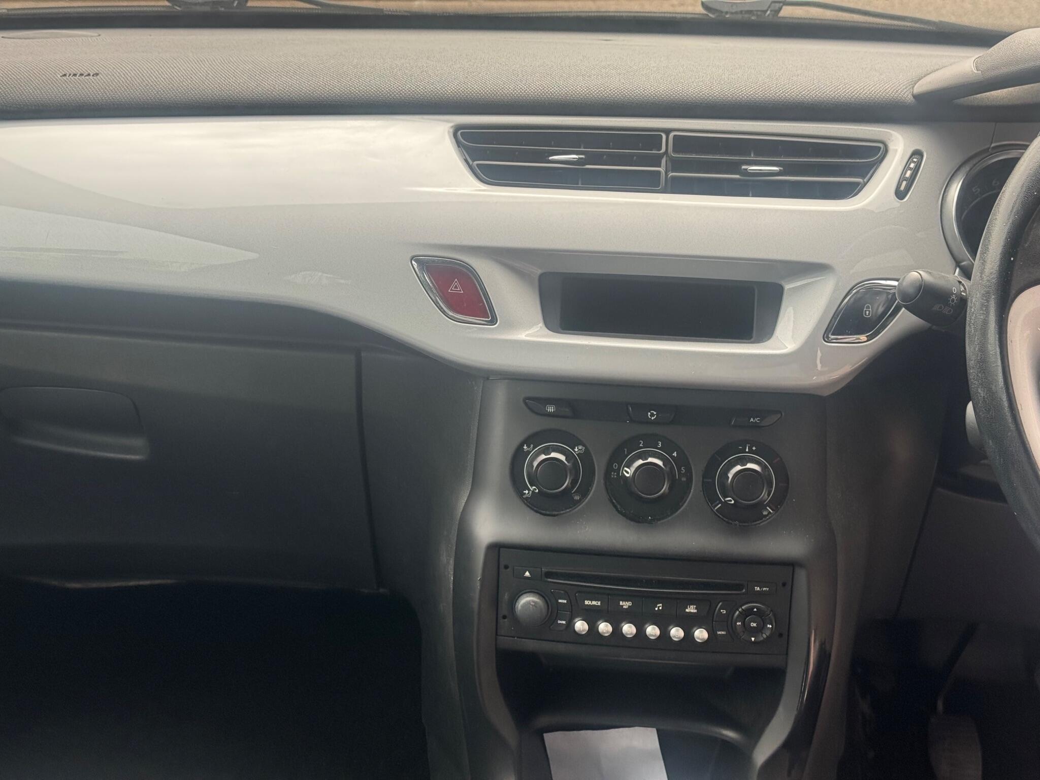 Citroen DS3 view 46
