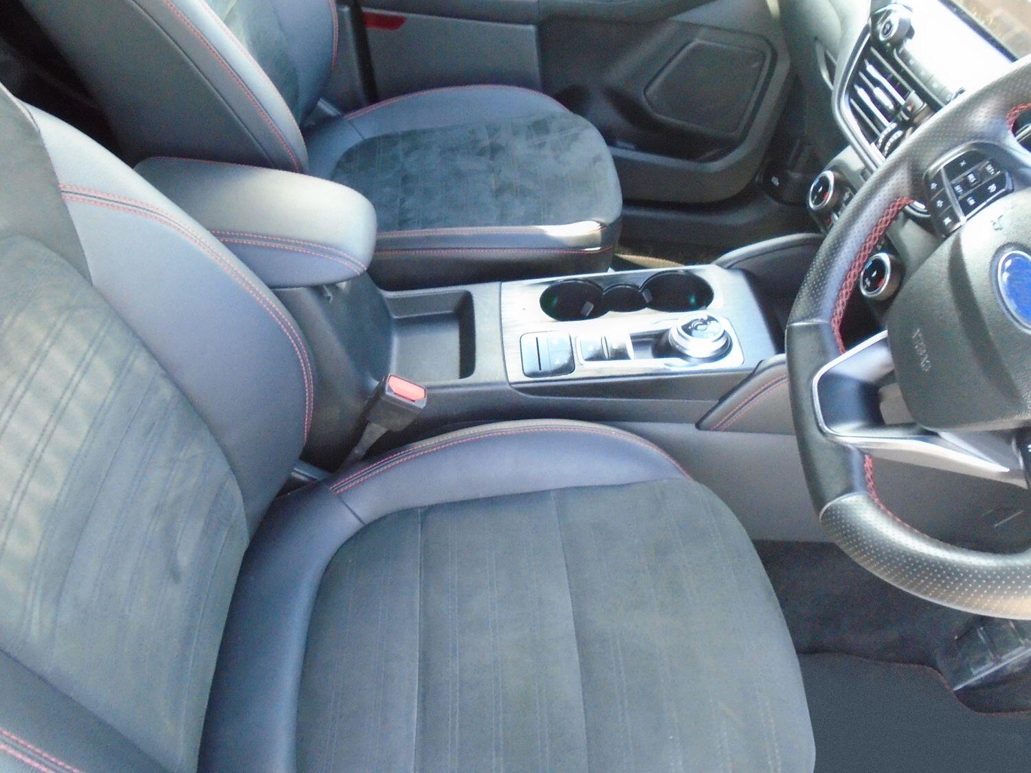 Ford Kuga view 11