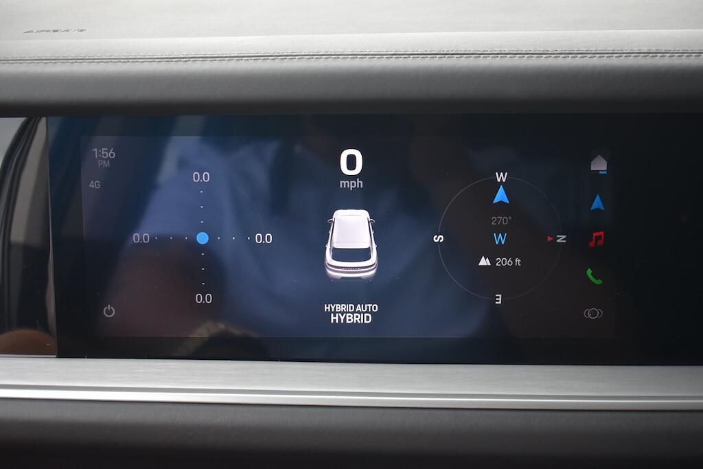 Porsche Cayenne view 50