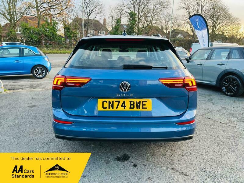 2025 Volkswagen Golf 1.5 TSI Life Euro 6 (s/s) 5dr • 2,100 miles image 6