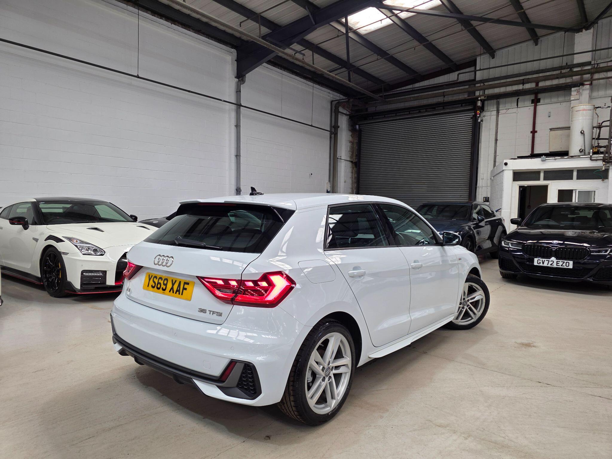Audi A1 view 24
