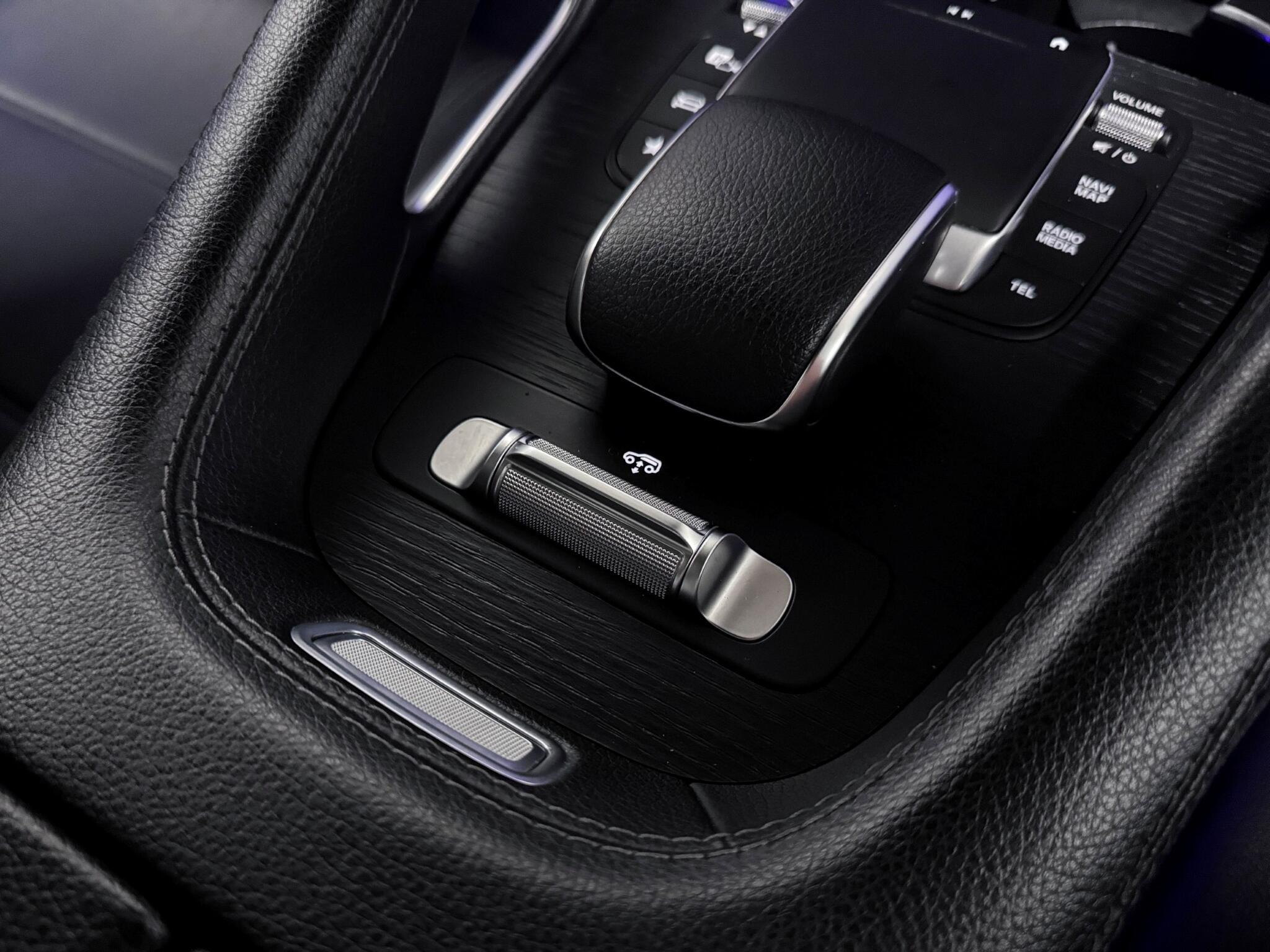 Mercedes-Benz Gle view 31