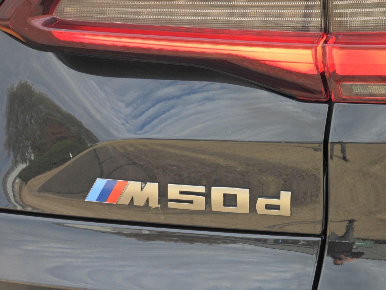 BMW X5 view 40