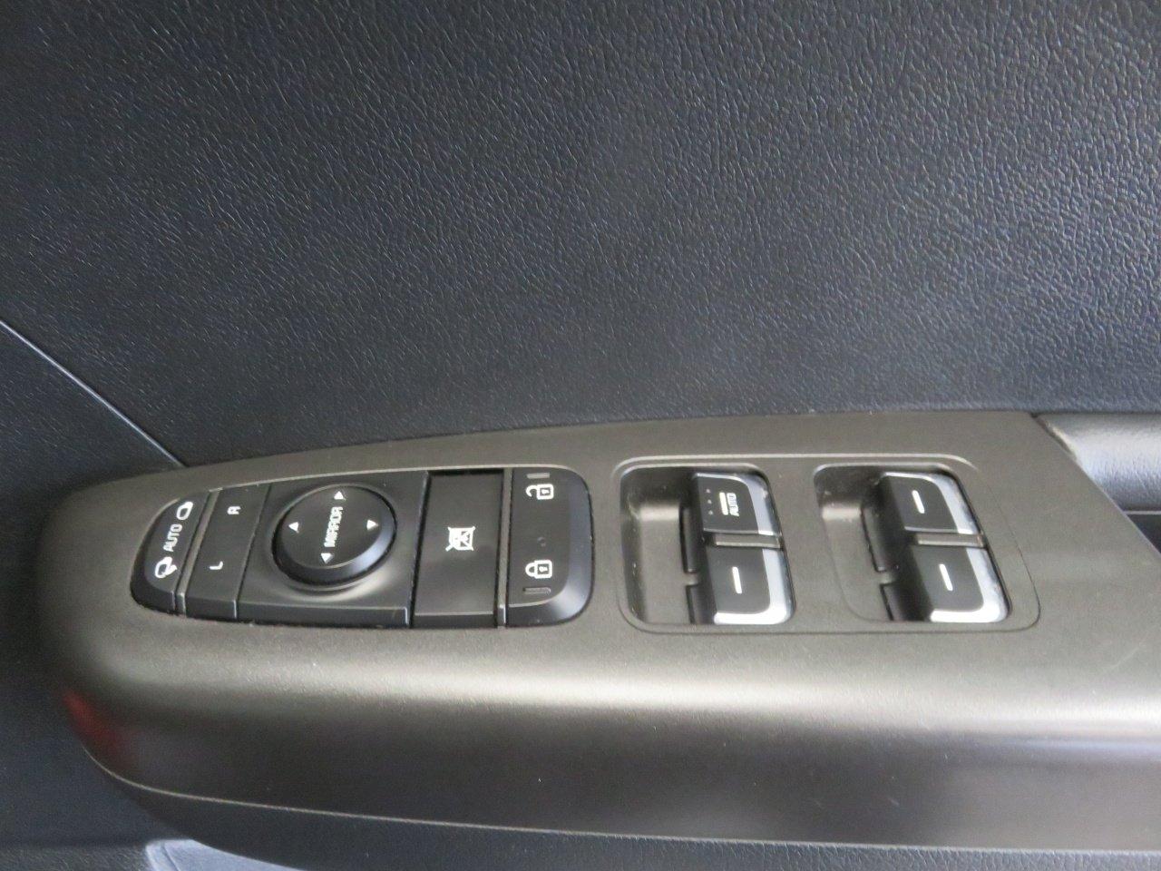 Kia Sportage view 45