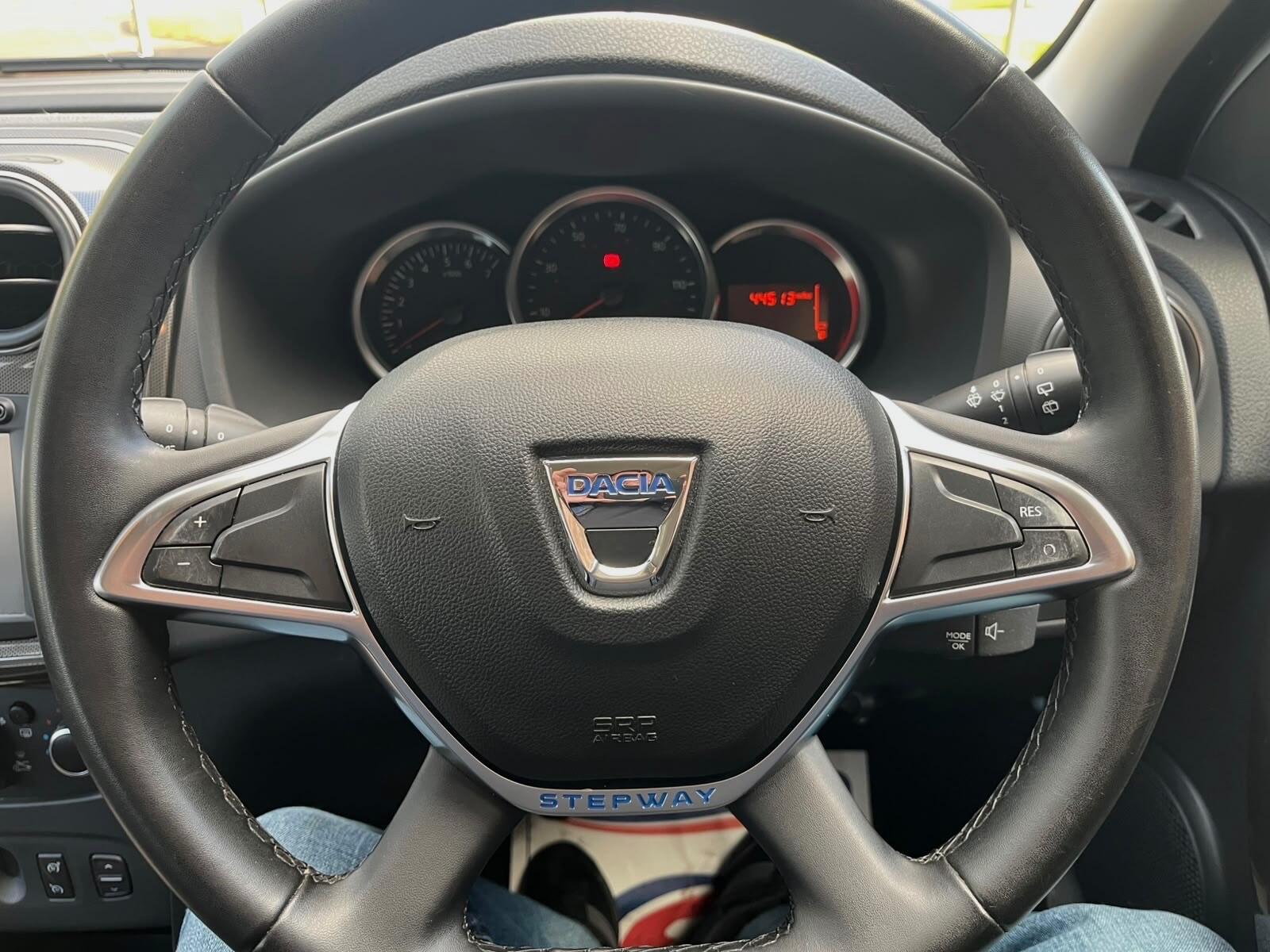 Dacia Sandero view 29
