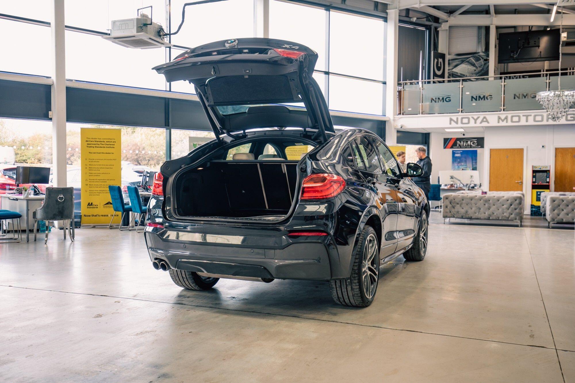 BMW X4 view 30
