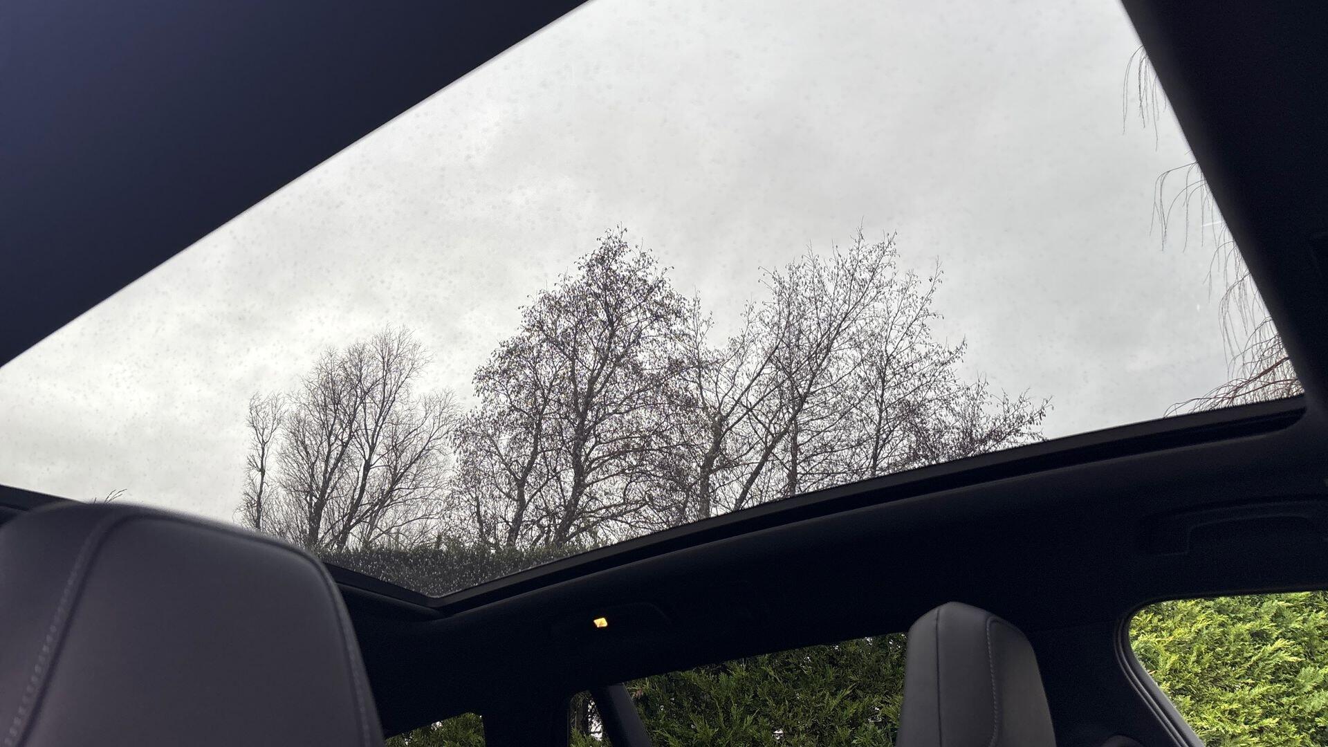 BMW M5 view 25