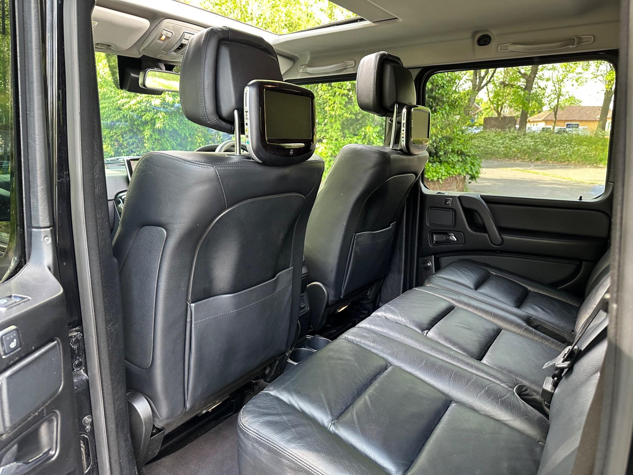 Mercedes-Benz G-Class view 24