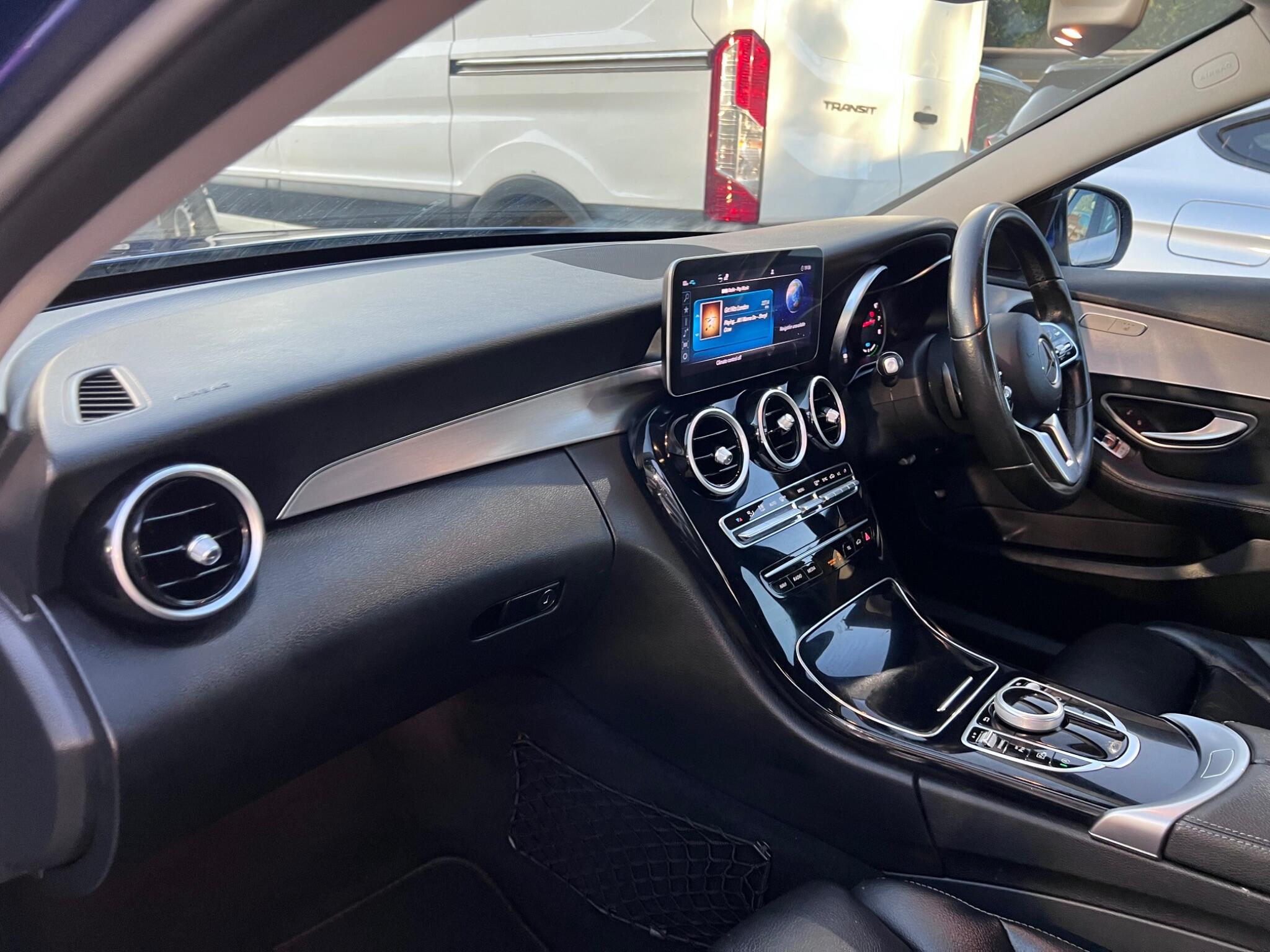Mercedes-Benz C Class view 36