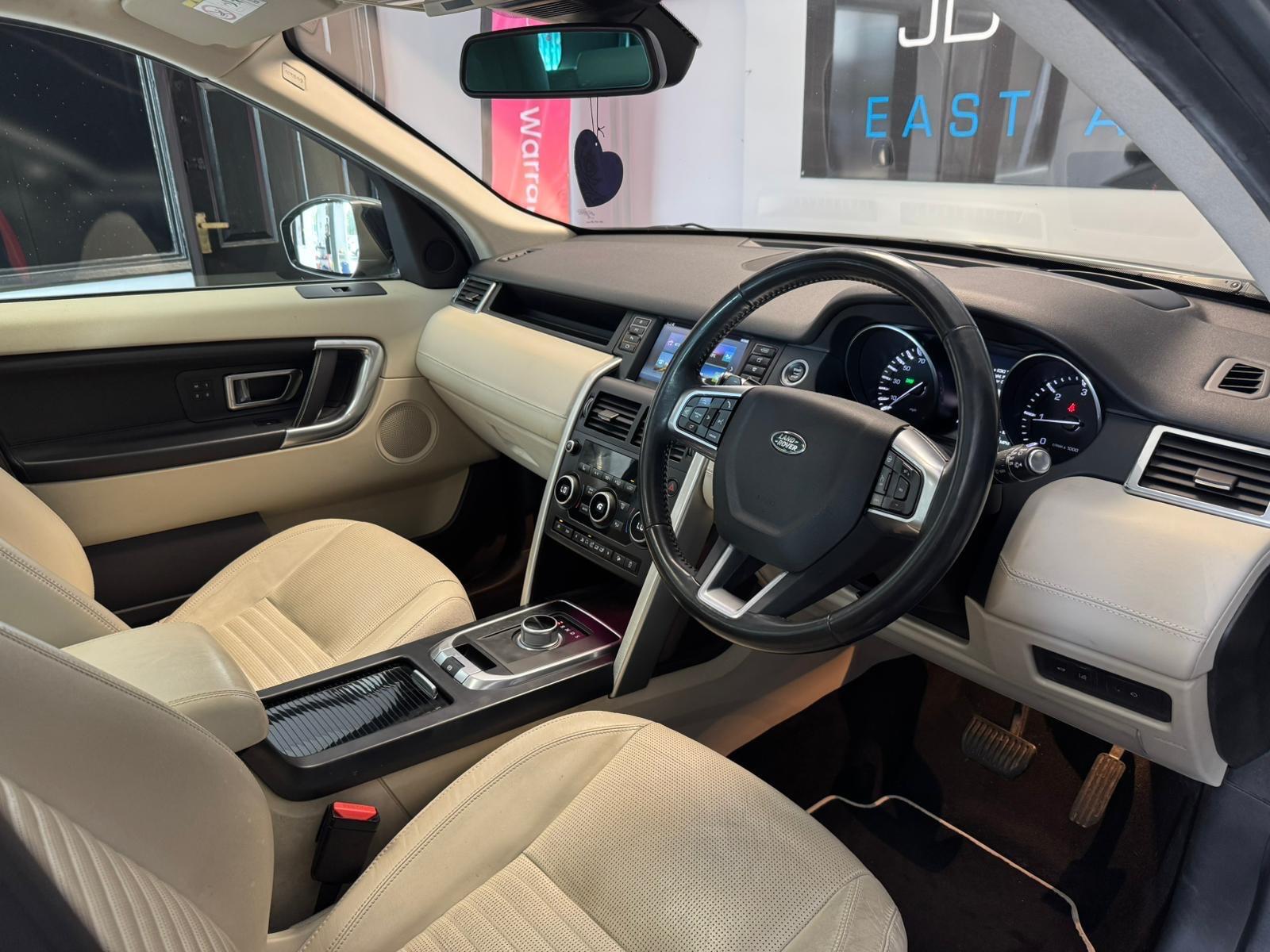 2016 Land Rover Discovery Sport 2.0 TD4 HSE Luxury Auto 4WD Euro 6 (s/s) 5dr • 103,000 miles image 18