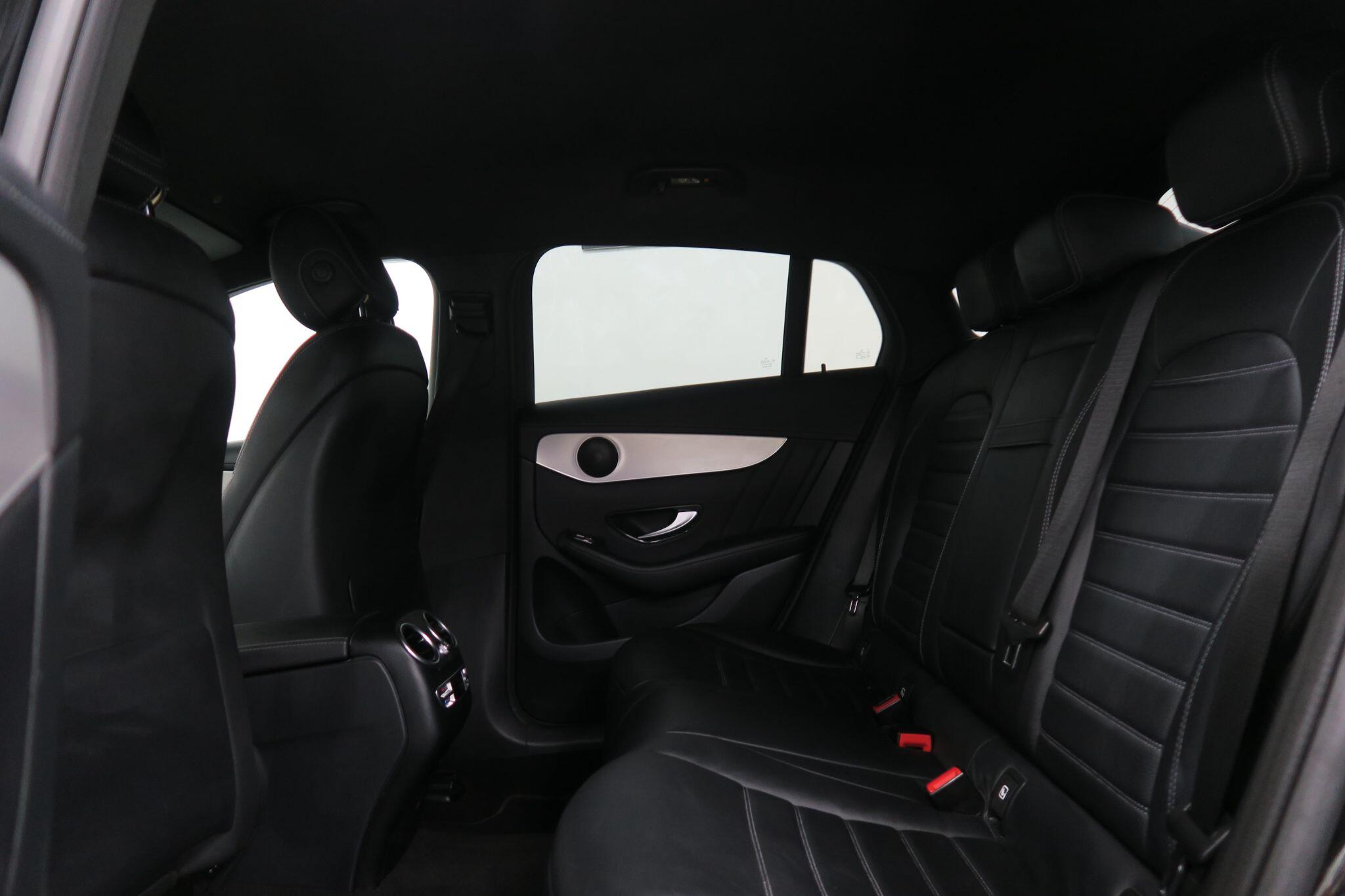 Mercedes-Benz GLC view 15