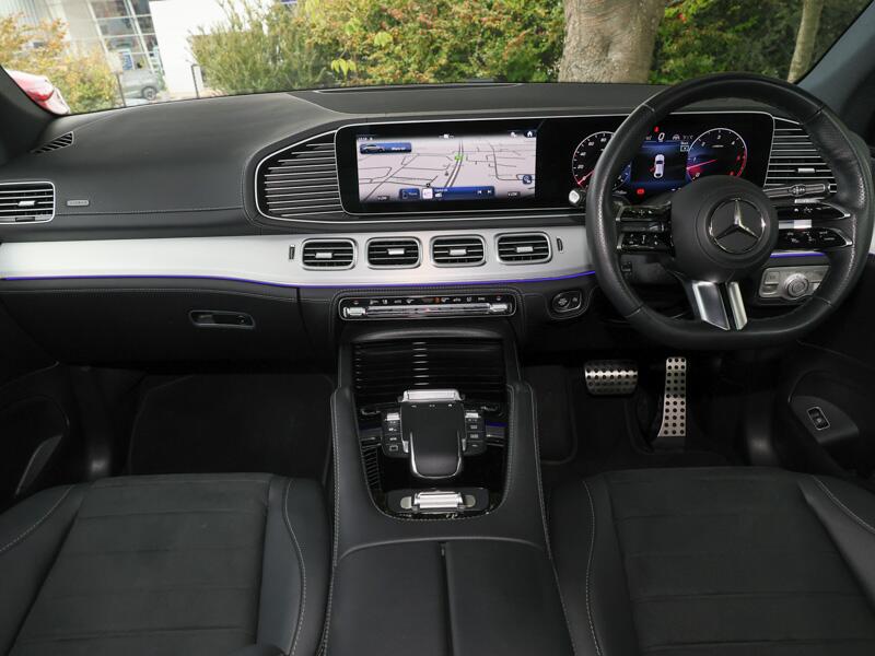 Mercedes-Benz GLE view 3