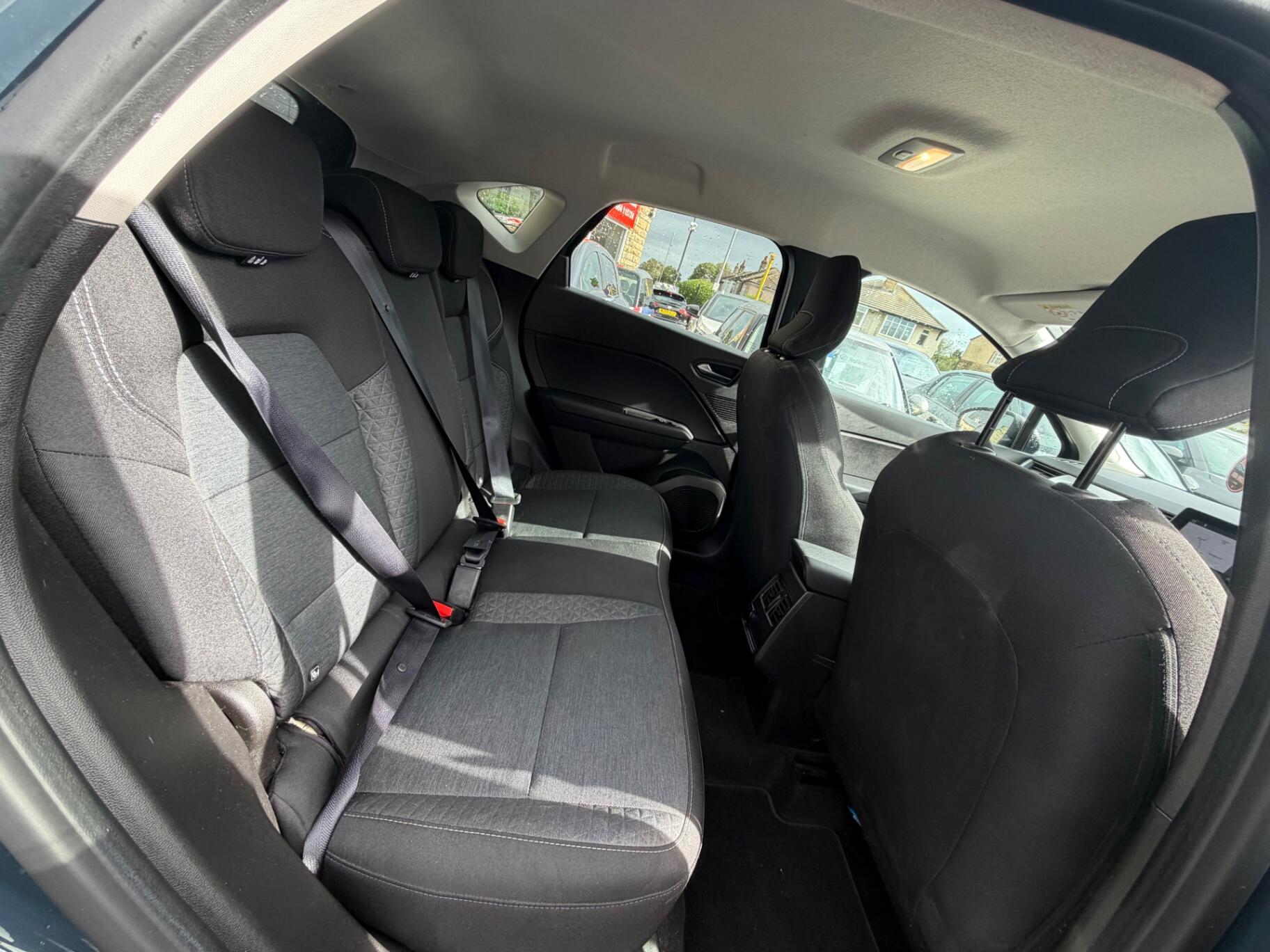 Renault Captur view 23