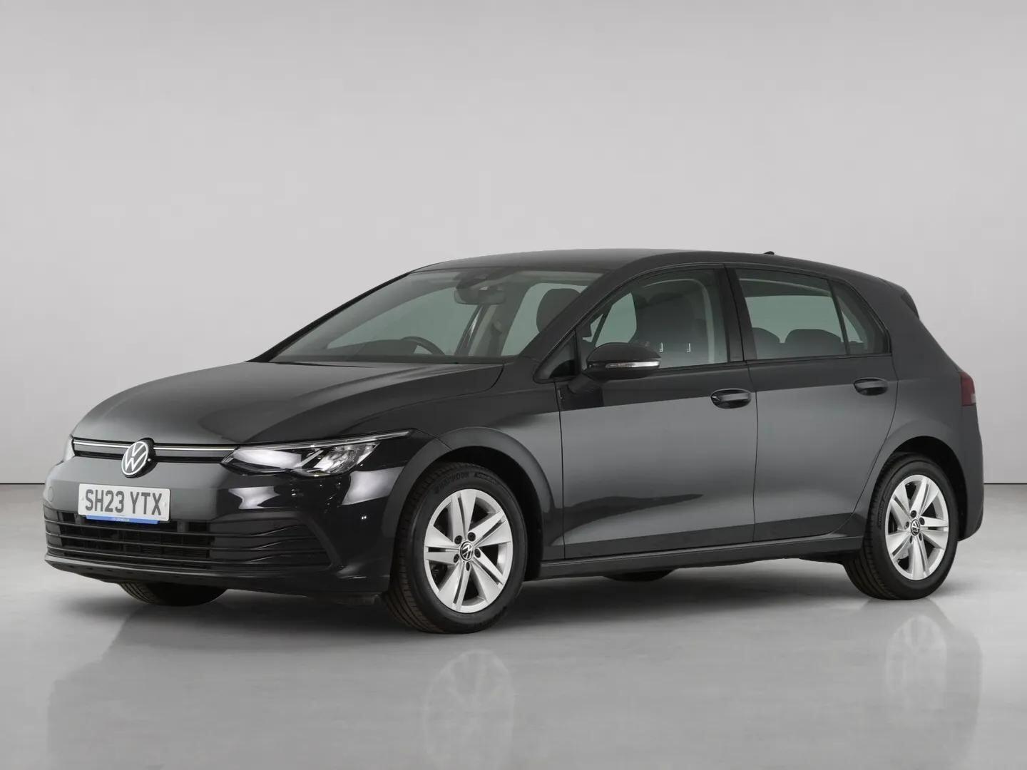 Volkswagen Golf view 2