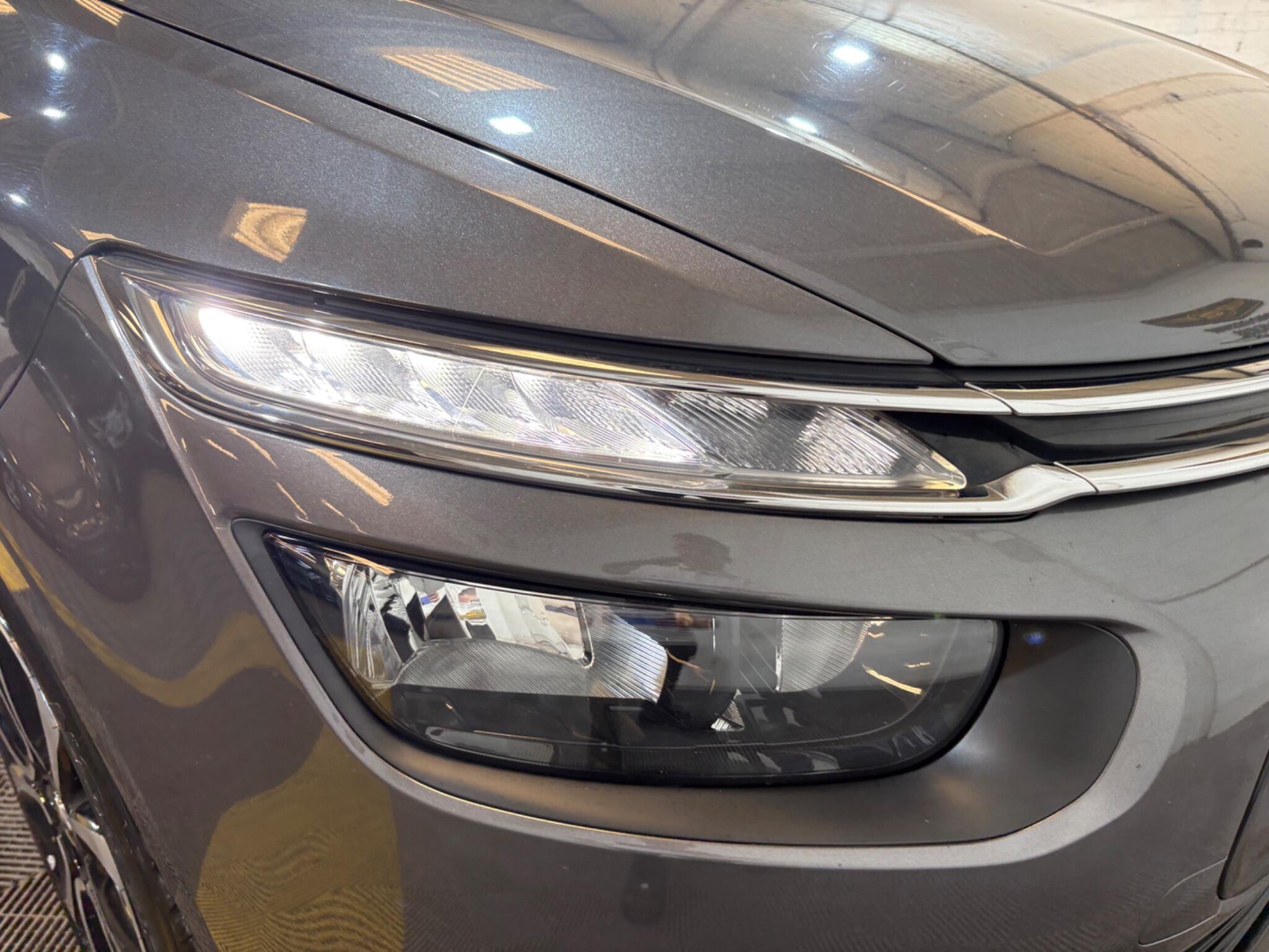 Citroen Grand C4 Spacetourer view 61