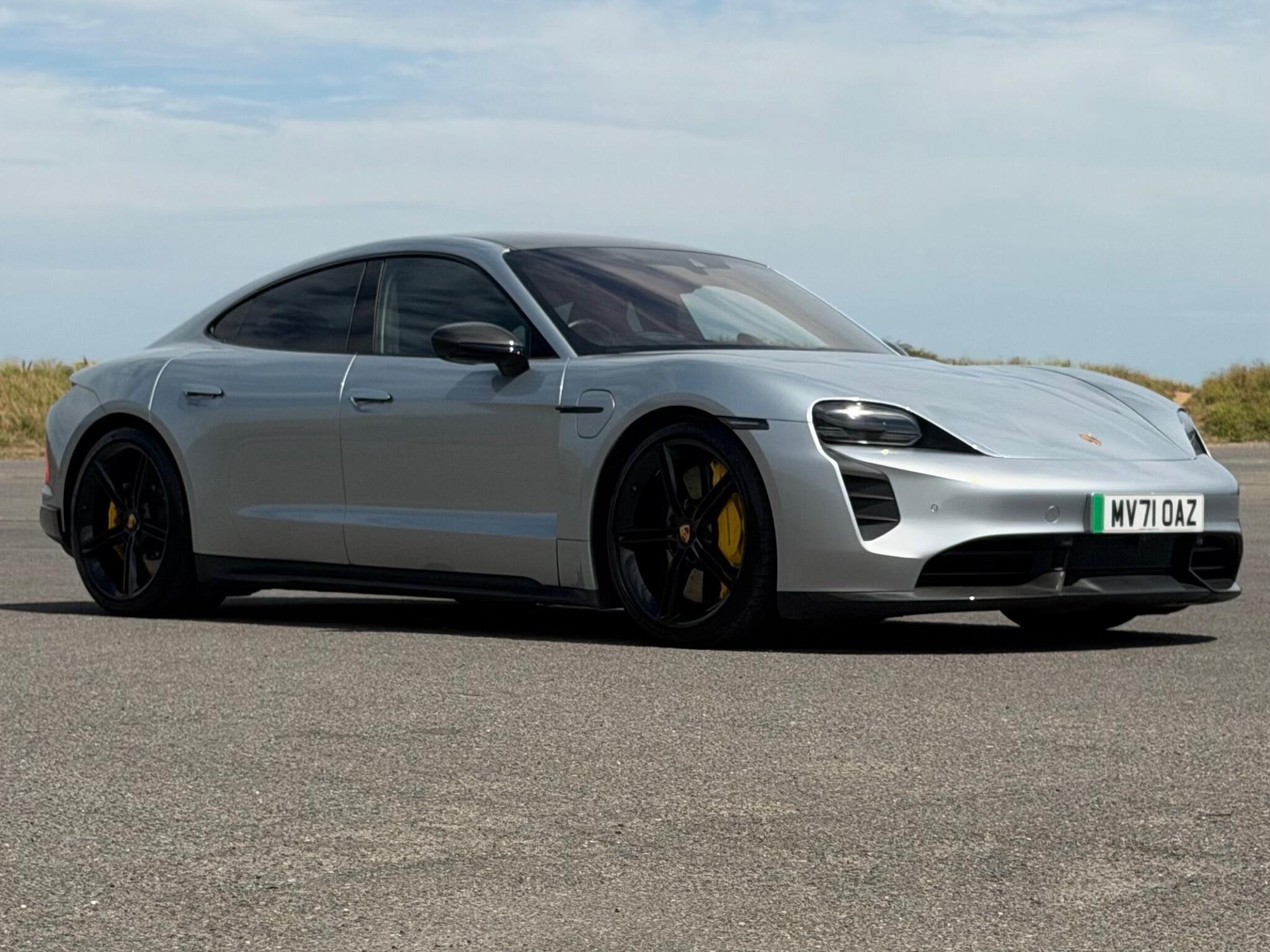 Porsche Taycan view 51