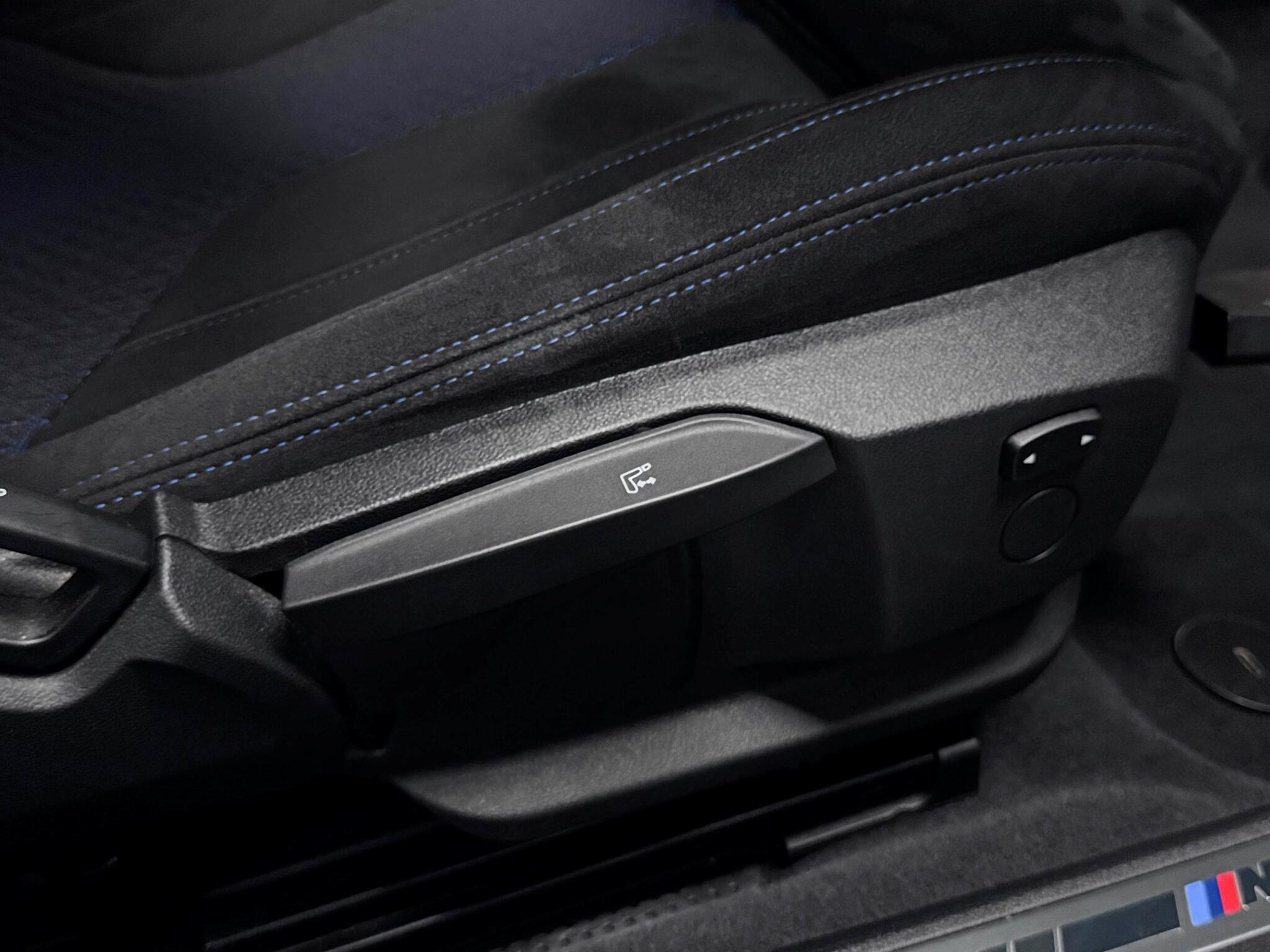 BMW 1 Series view 14