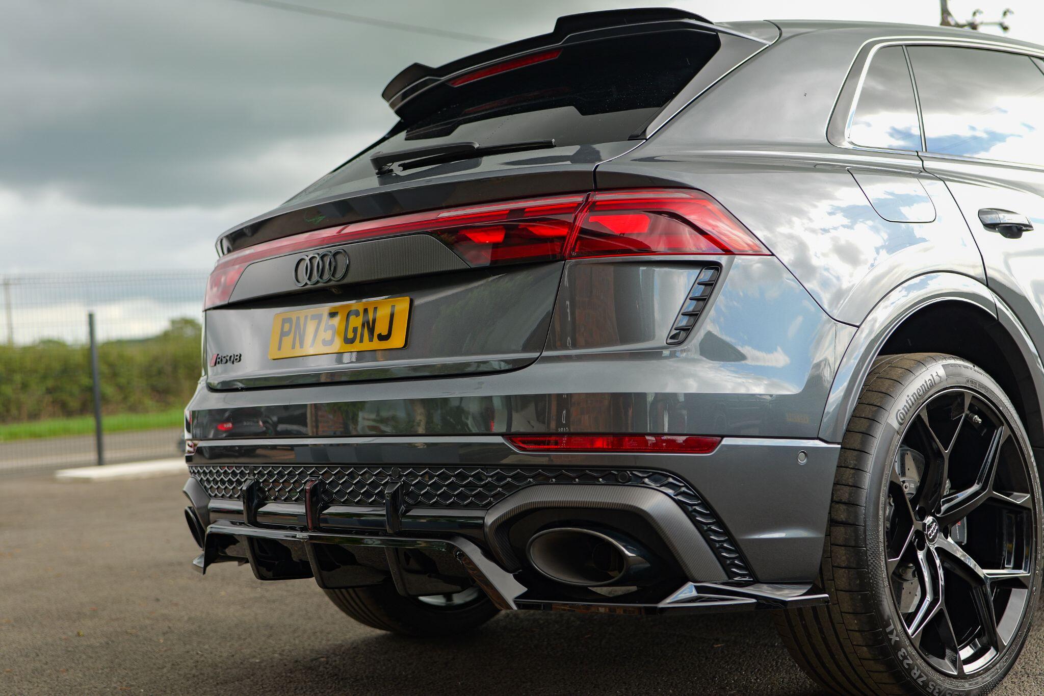 Audi RSQ8 view 13